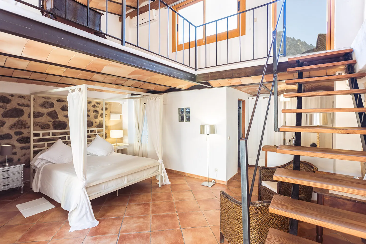 Charmigt boutiquehotell i vackra Estellencs-27