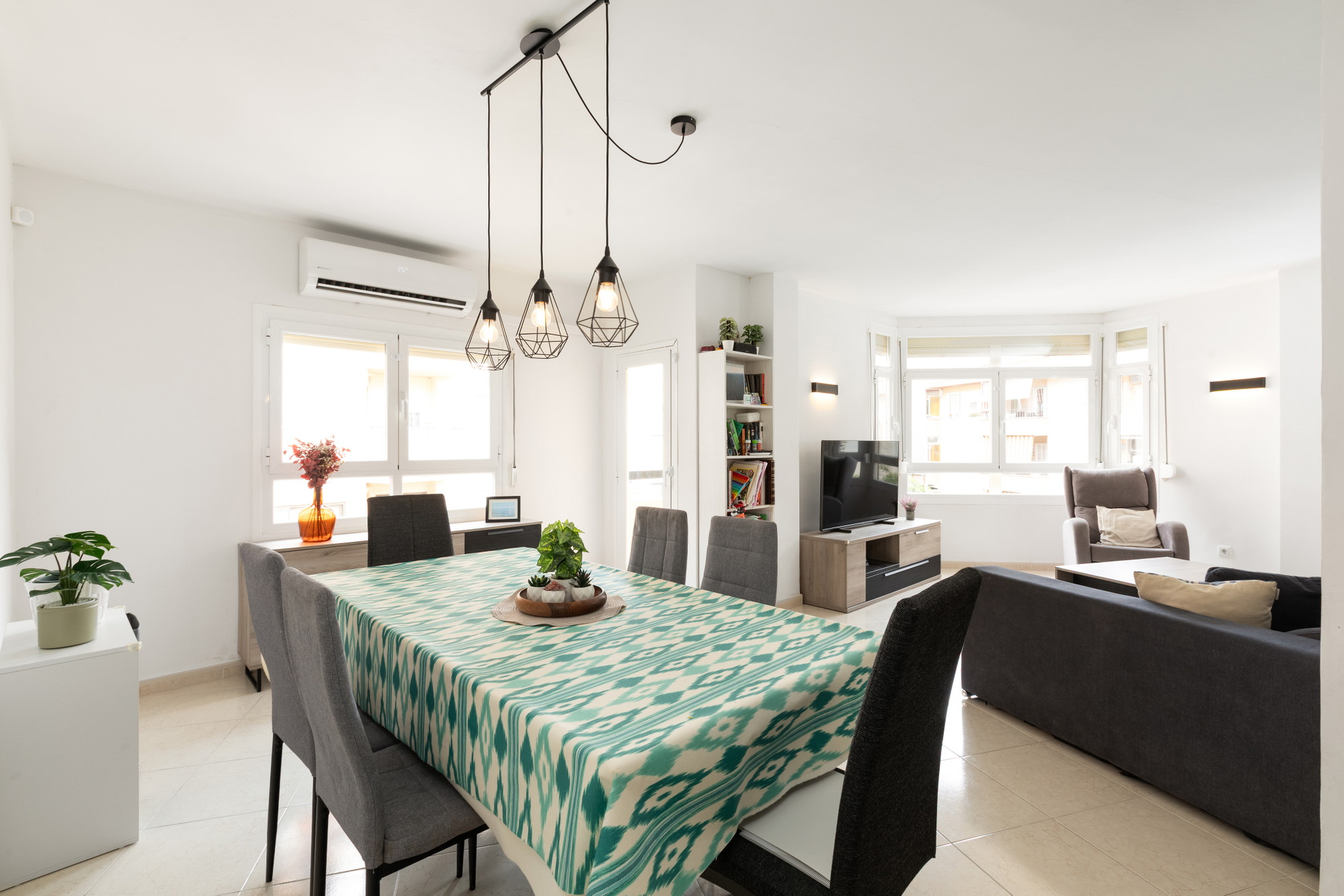 Spacious flat in Santa Catalina with plenty of natural light-6
