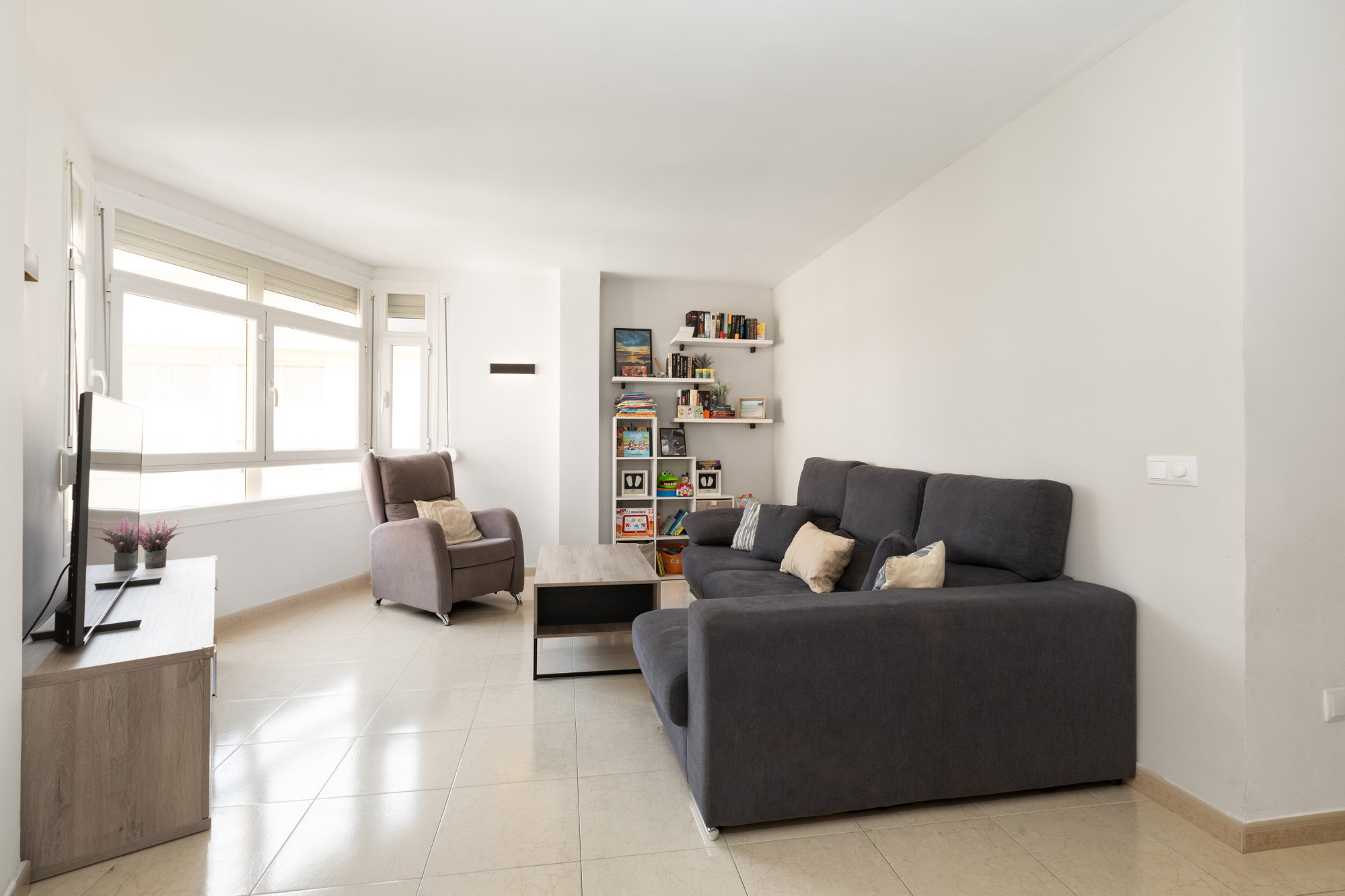 Spacious flat in Santa Catalina with plenty of natural light-2
