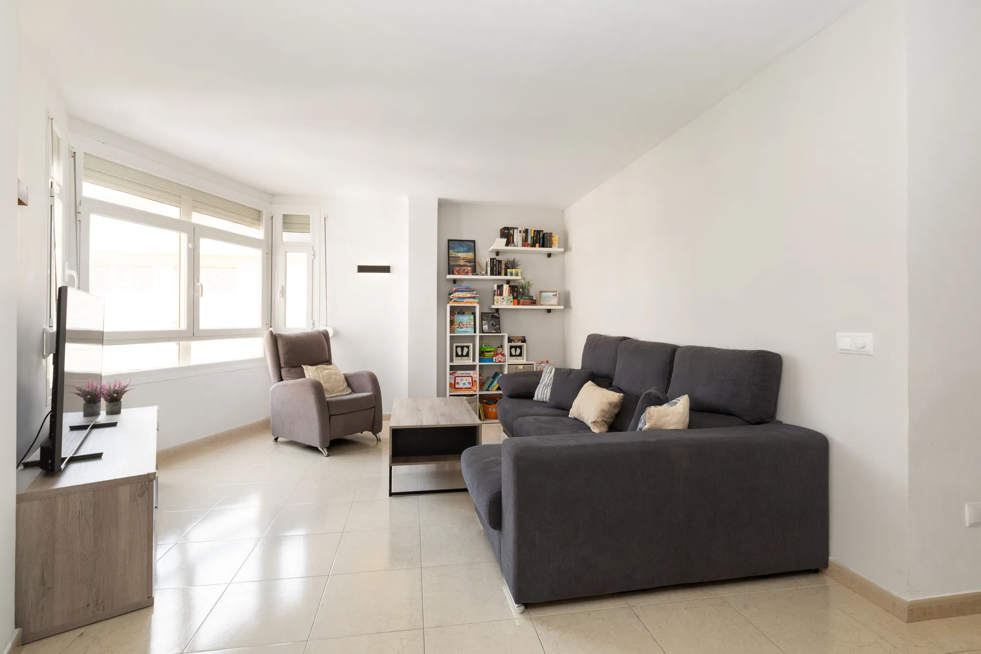 Spacious flat in Santa Catalina with plenty of natural light-2