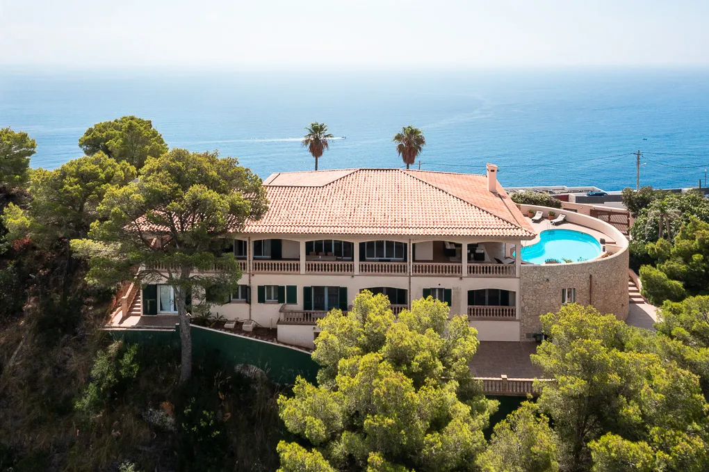 Lujosa villa con fantásticas vistas al mar-2