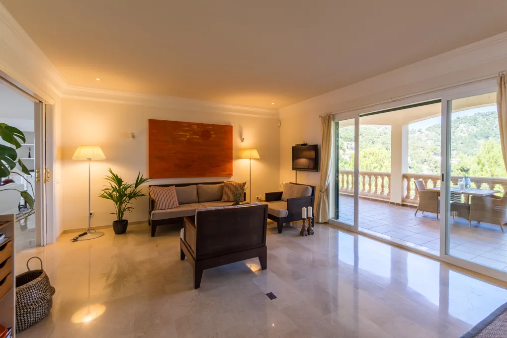 Lujosa villa con fantásticas vistas al mar-7