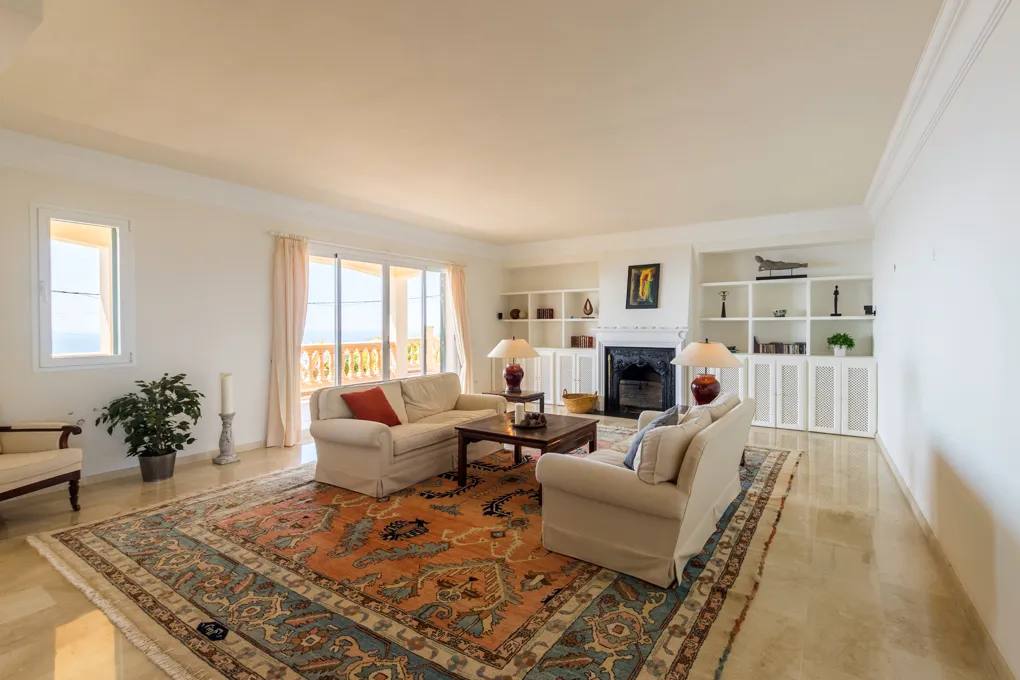 Lujosa villa con fantásticas vistas al mar-10