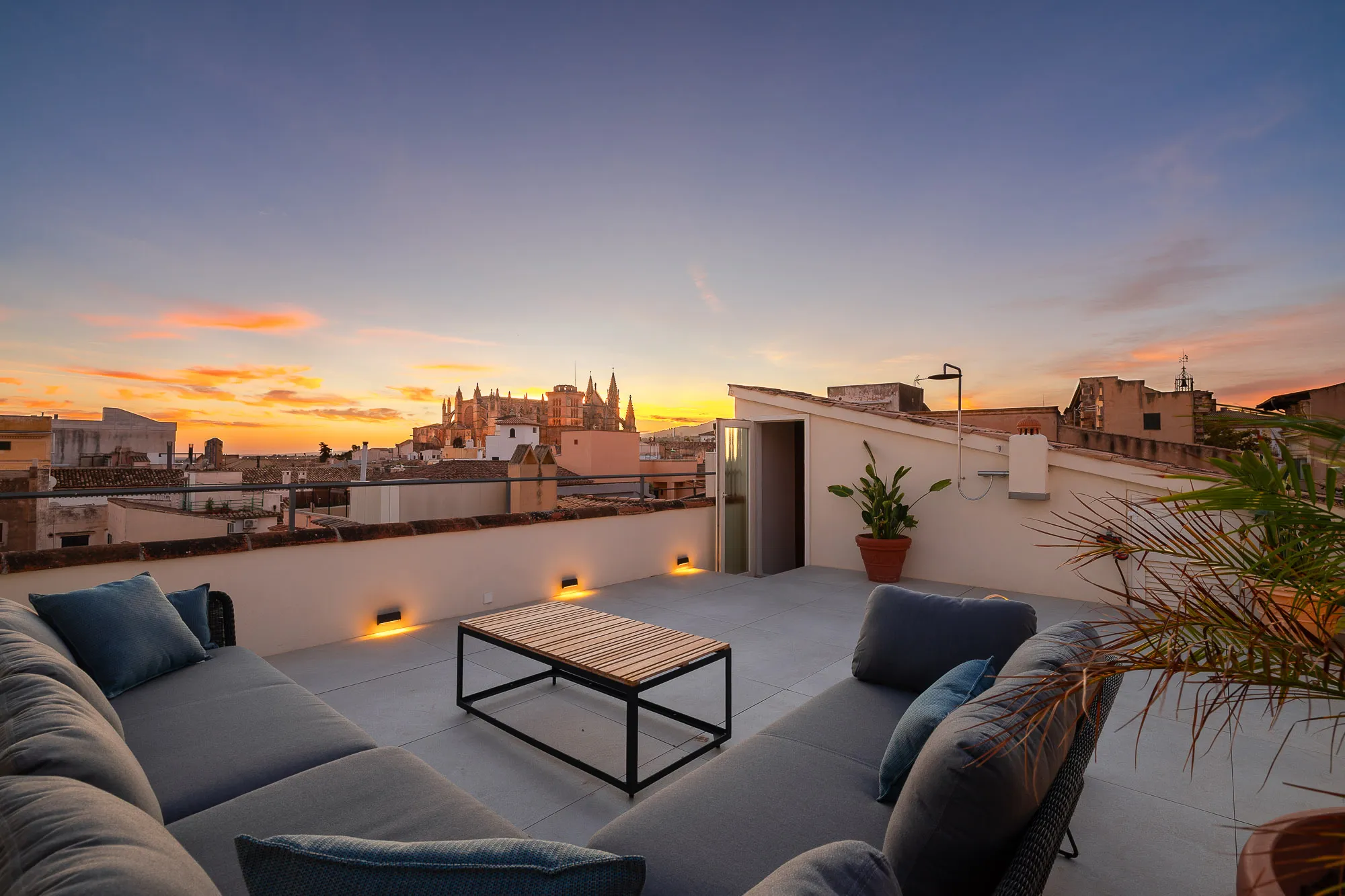 Duplex penthouse met twee privéterrassen en parkeergarage-1