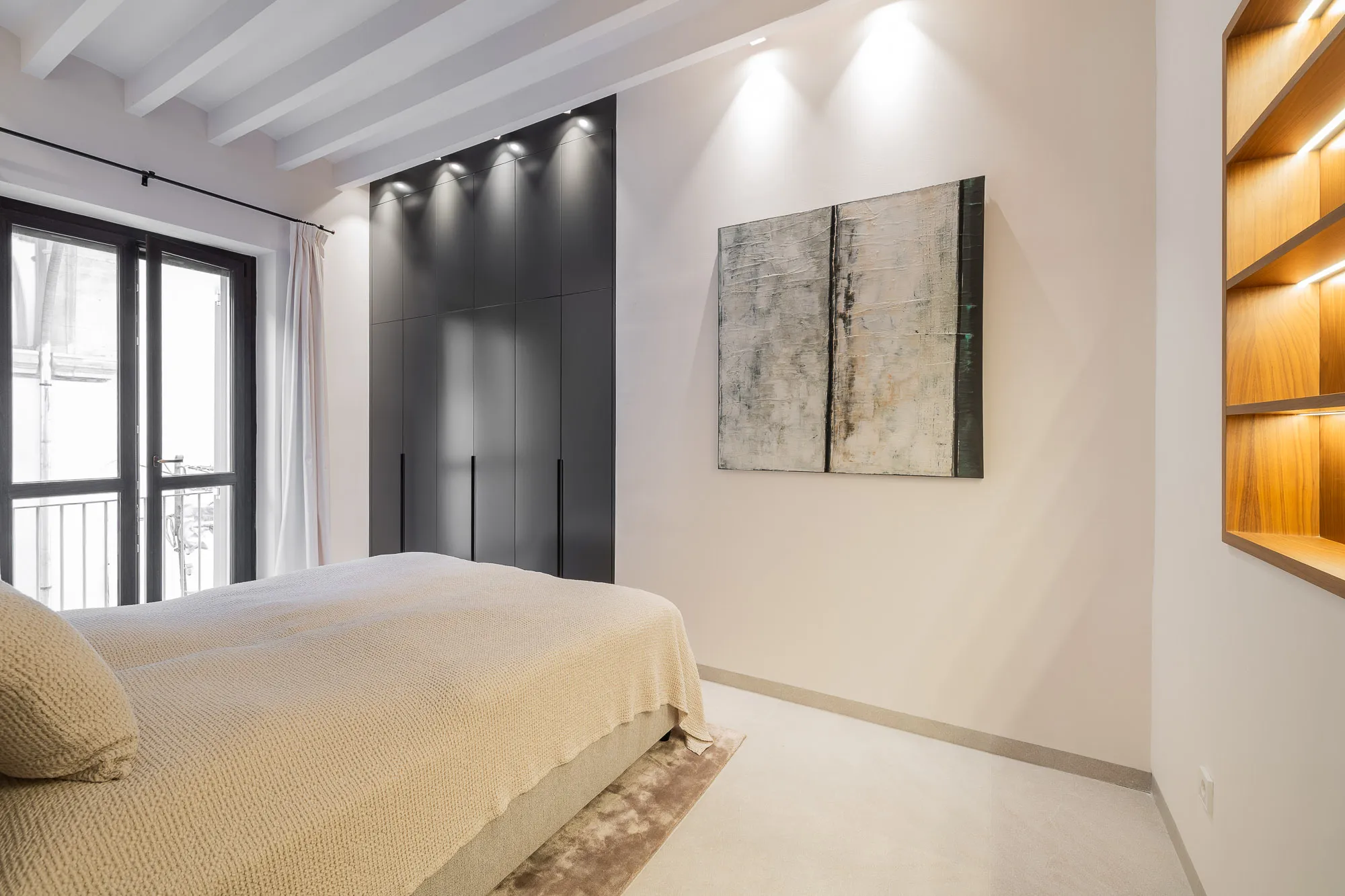 Attico duplex con due terrazze private e posto auto in garage-12