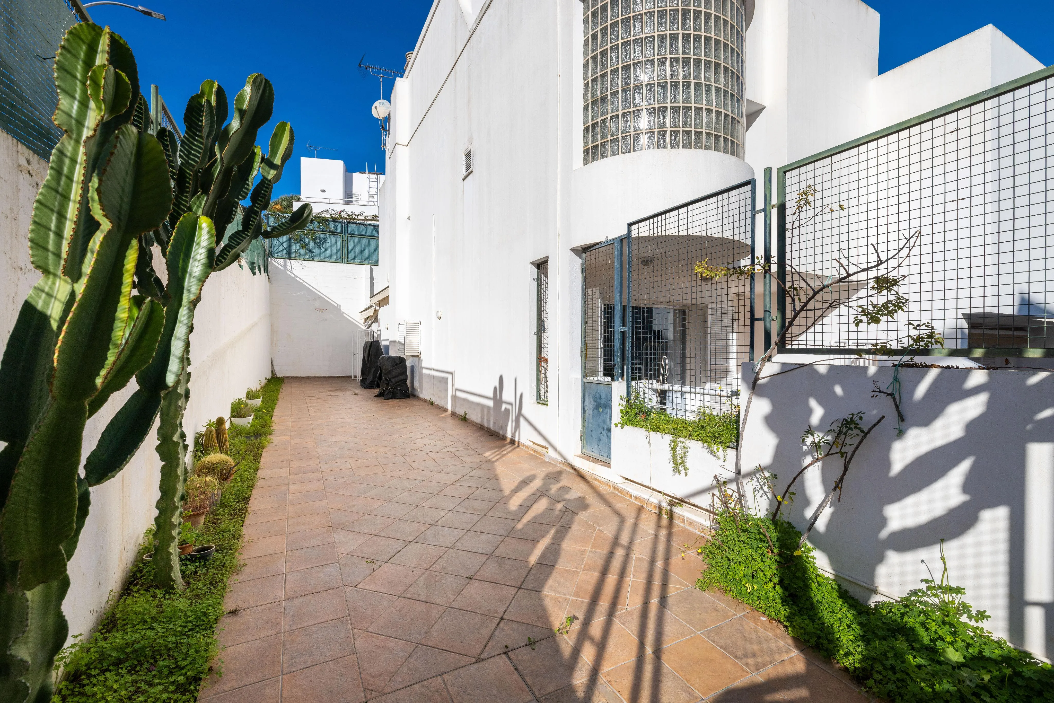 Elegant adossat amb espaioses terrasses en Son Espanyolet-17