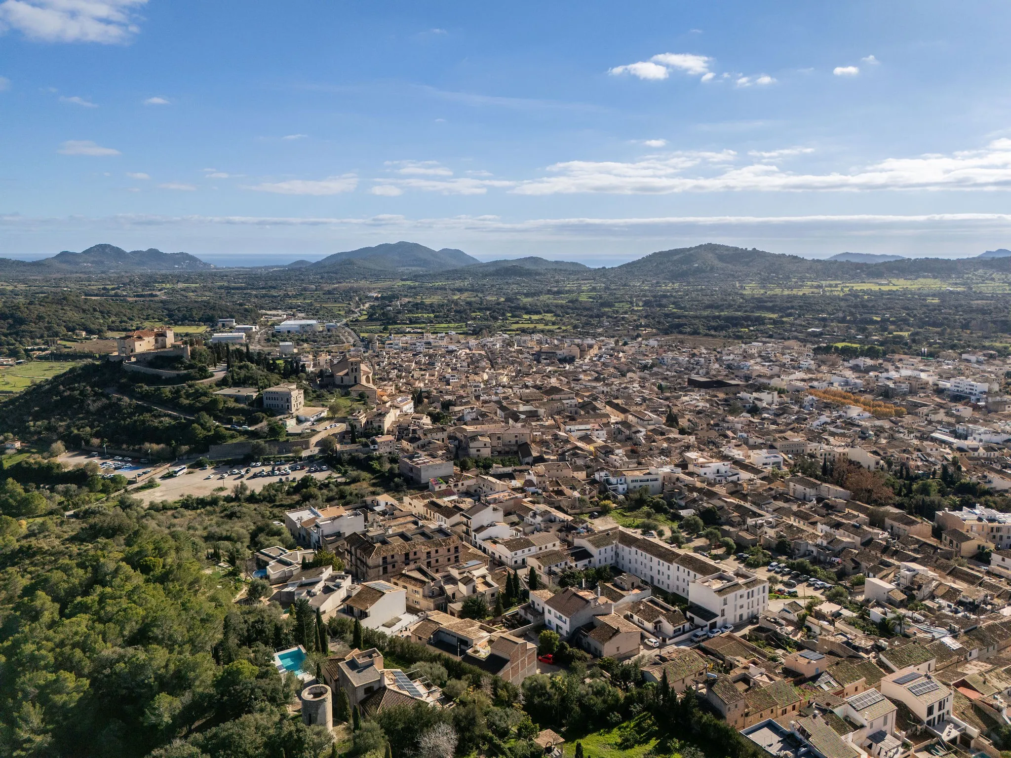 Moderna casa adossada de nova construcció amb precioses vistes a Artà-11