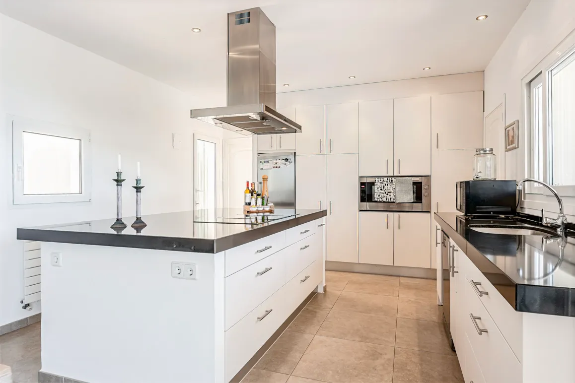 Villa acogedora con magníficas vistas al mar-6