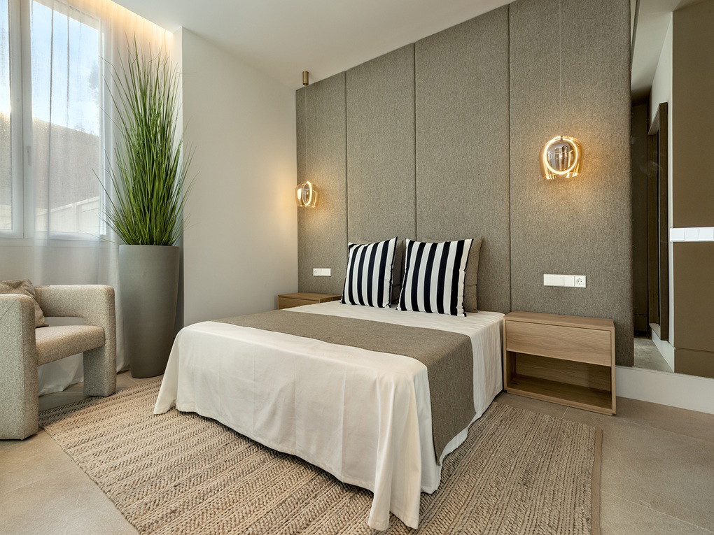 Planta baja de nueva construcción con jardín, mini-piscina y parking cerca de la playa en Ciudad Jardín-11