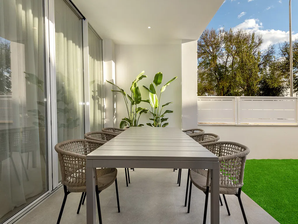 Planta baja de nueva construcción con jardín, mini-piscina y parking cerca de la playa en Ciudad Jardín-5