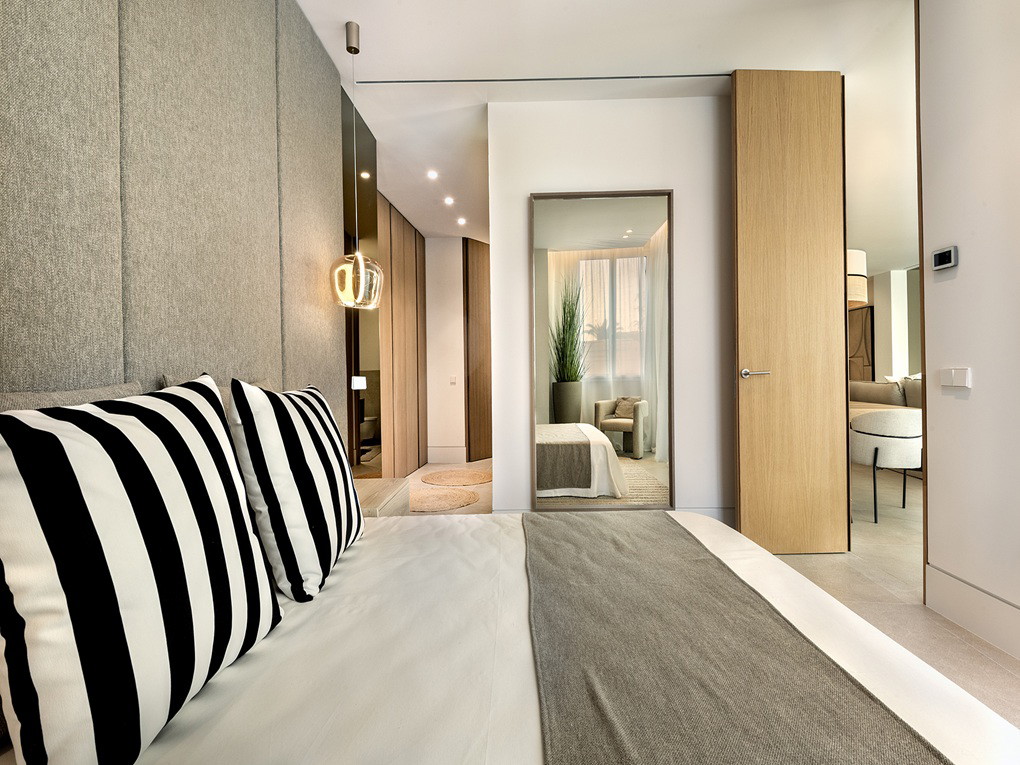 Planta baja de nueva construcción con jardín, mini-piscina y parking cerca de la playa en Ciudad Jardín-12
