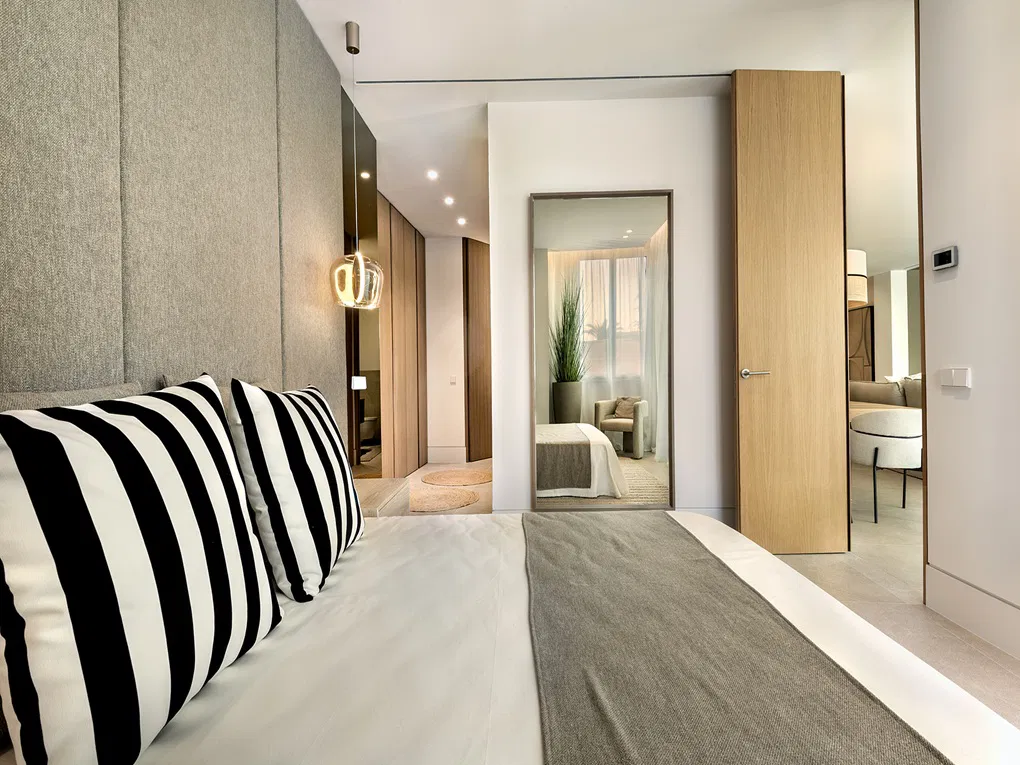 Planta baja de nueva construcción con jardín, mini-piscina y parking cerca de la playa en Ciudad Jardín-12