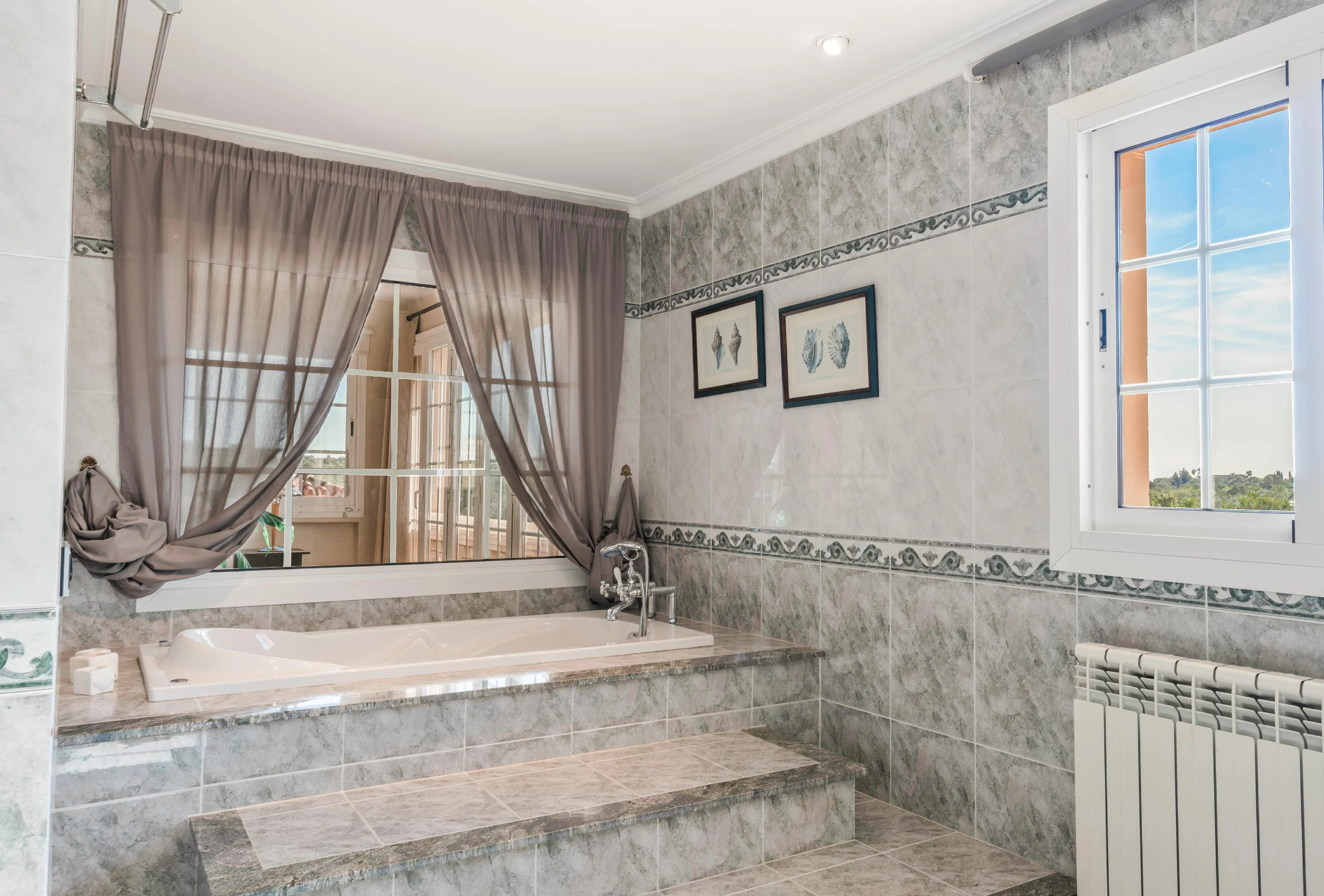 Exclusieve mediterrane woning op een centrale toplocatie met veel extra's-10