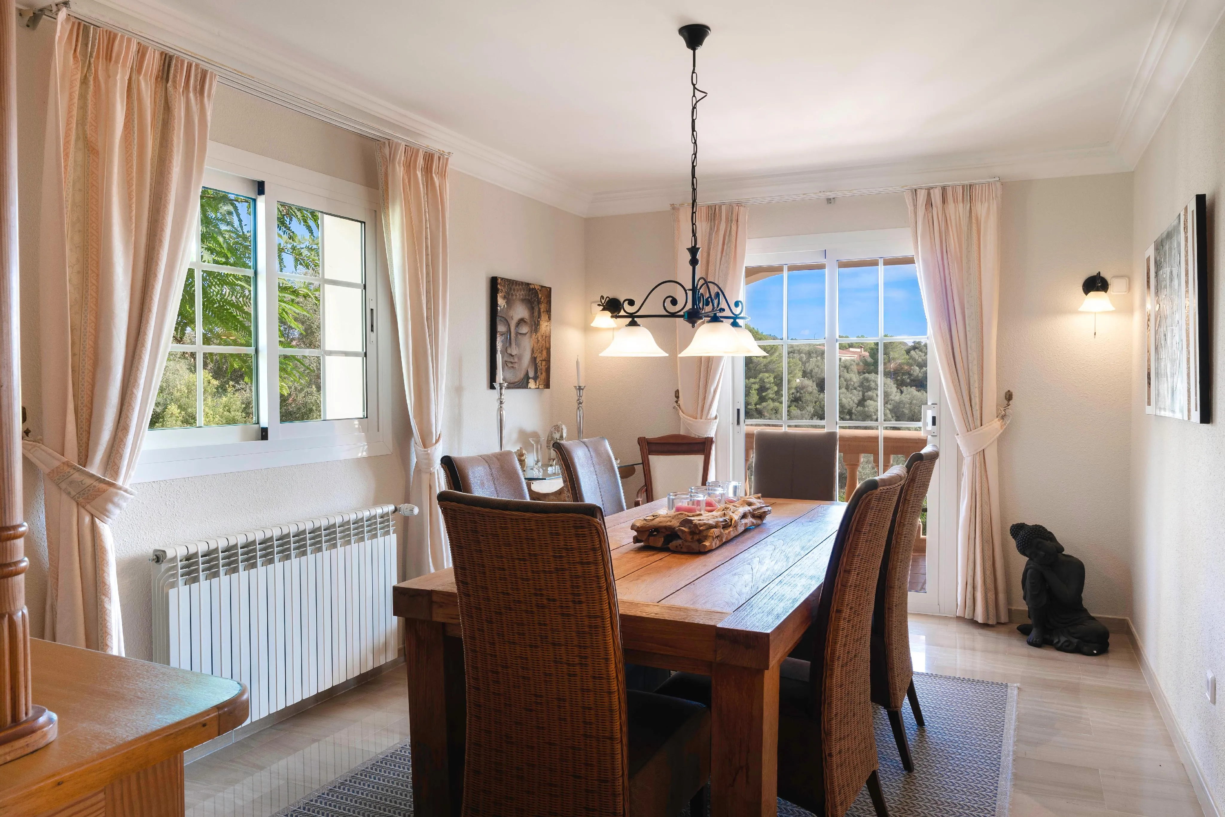 Exclusieve mediterrane woning op een centrale toplocatie met veel extra's-8