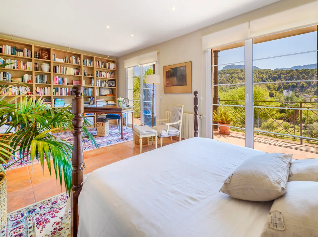 House with amazing views to the harbour of Port Sóller-14