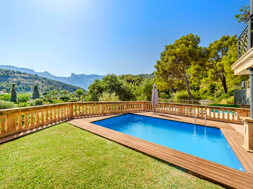 House with amazing views to the harbour of Port Sóller-25