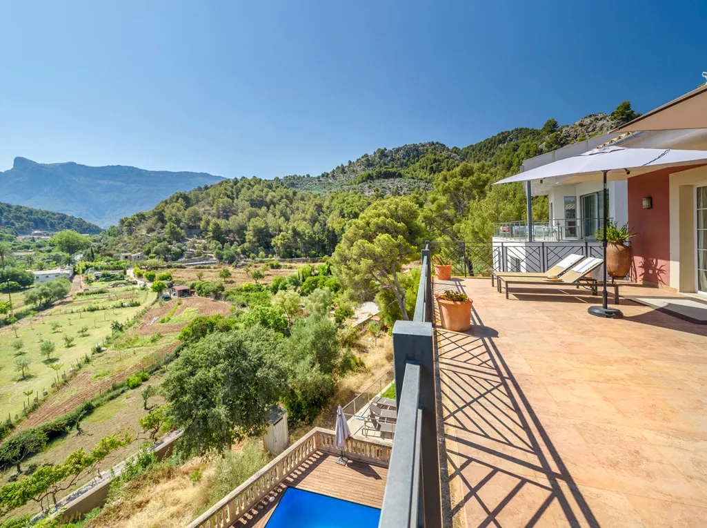 House with amazing views to the harbour of Port Sóller-24