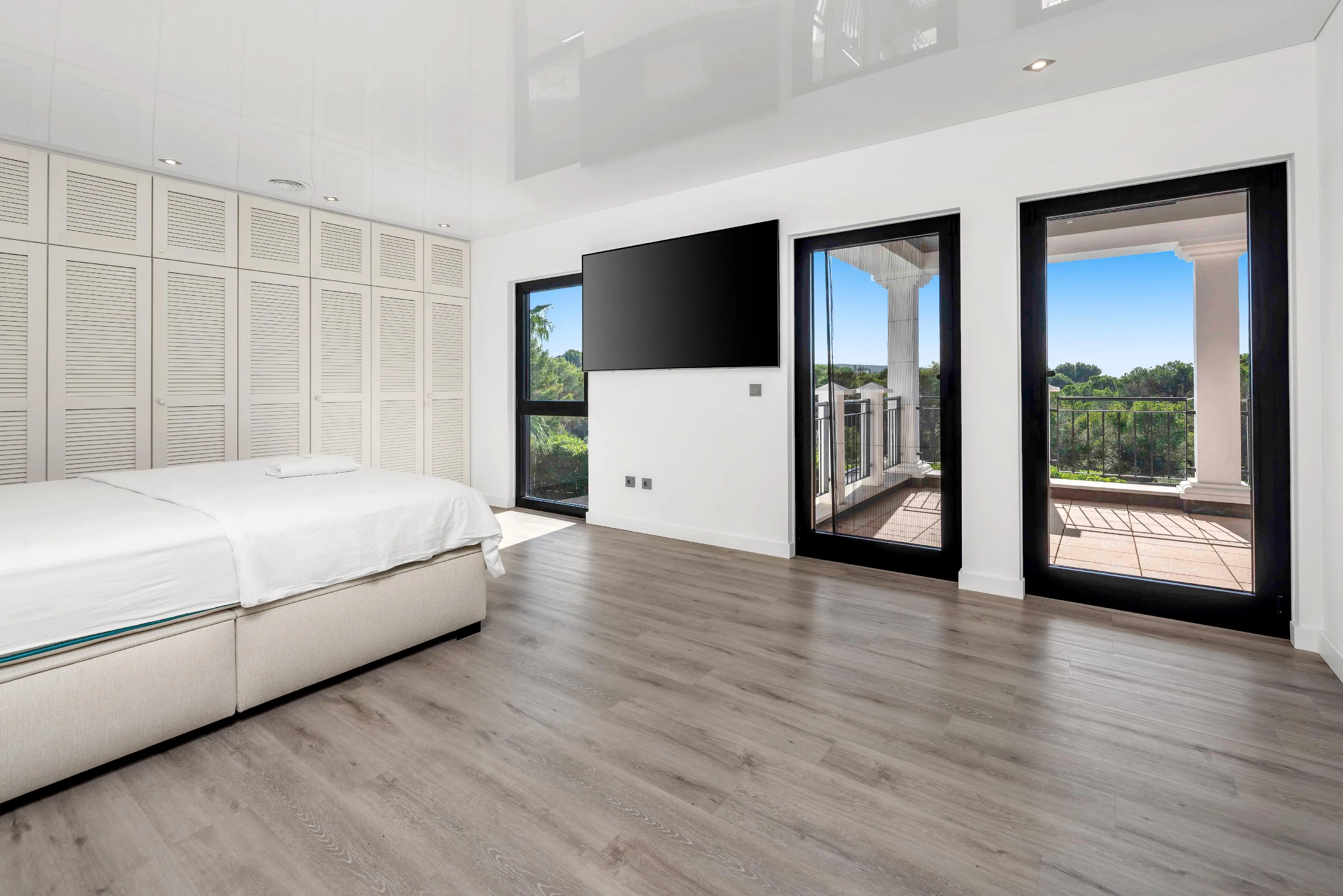 Villa moderna en Santa Ponsa con amplio jardín, piscina y total privacidad-10