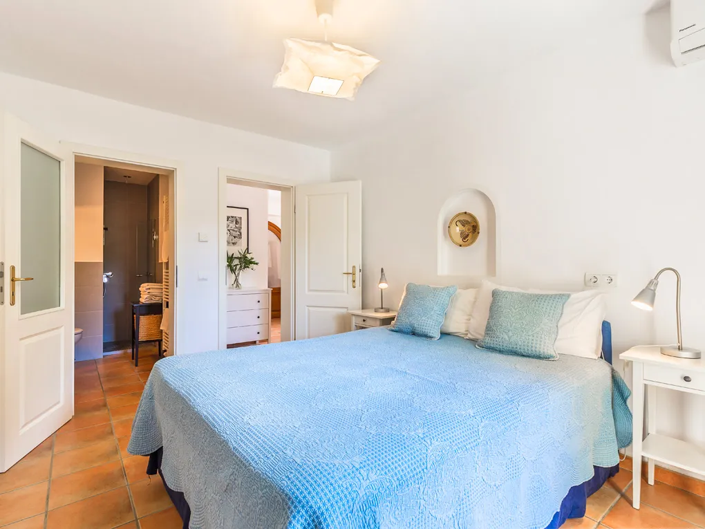 Замечательная финка с удивительными видами-7