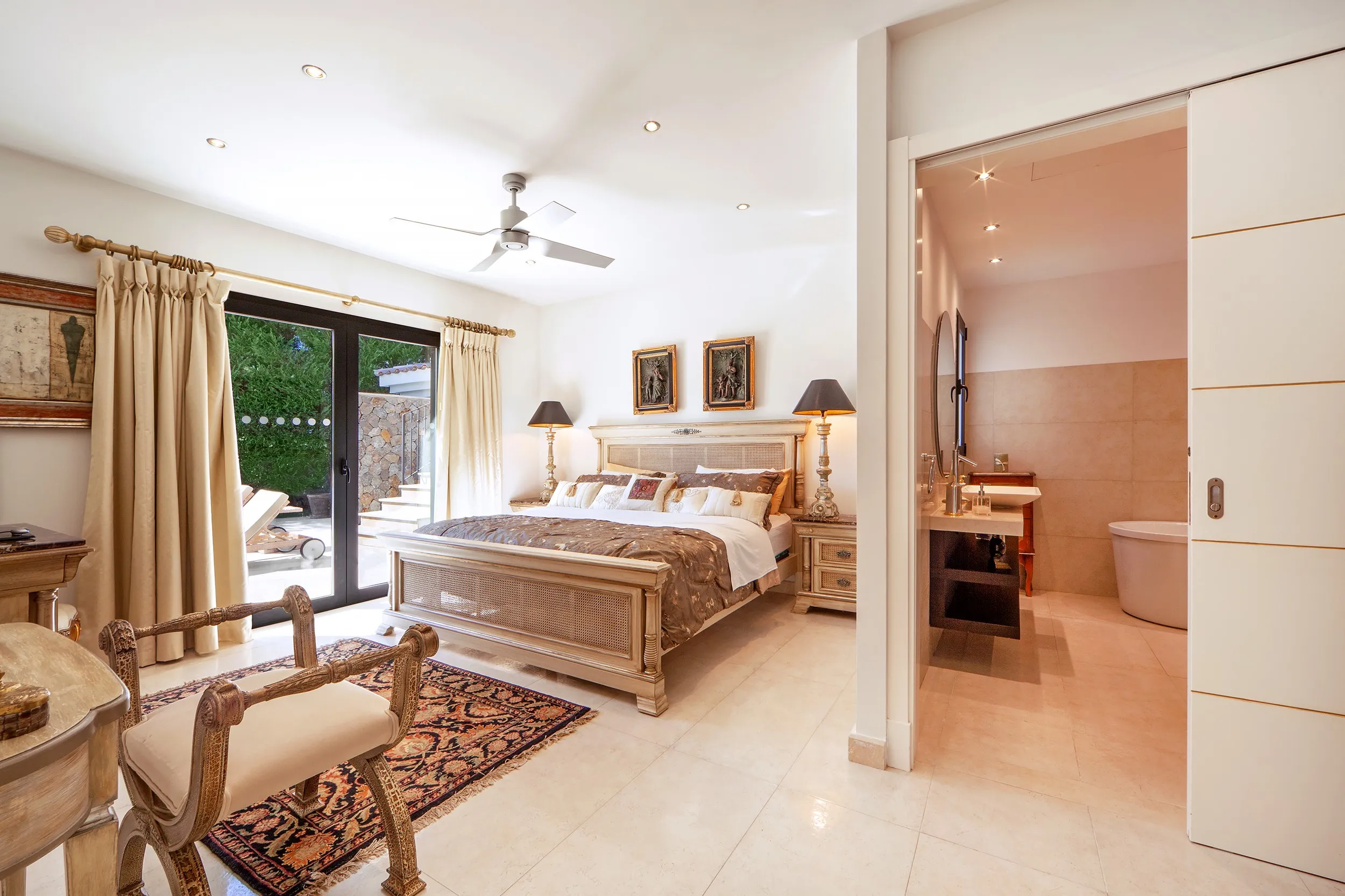 Modern huis direct in de haven van Port Andratx-10