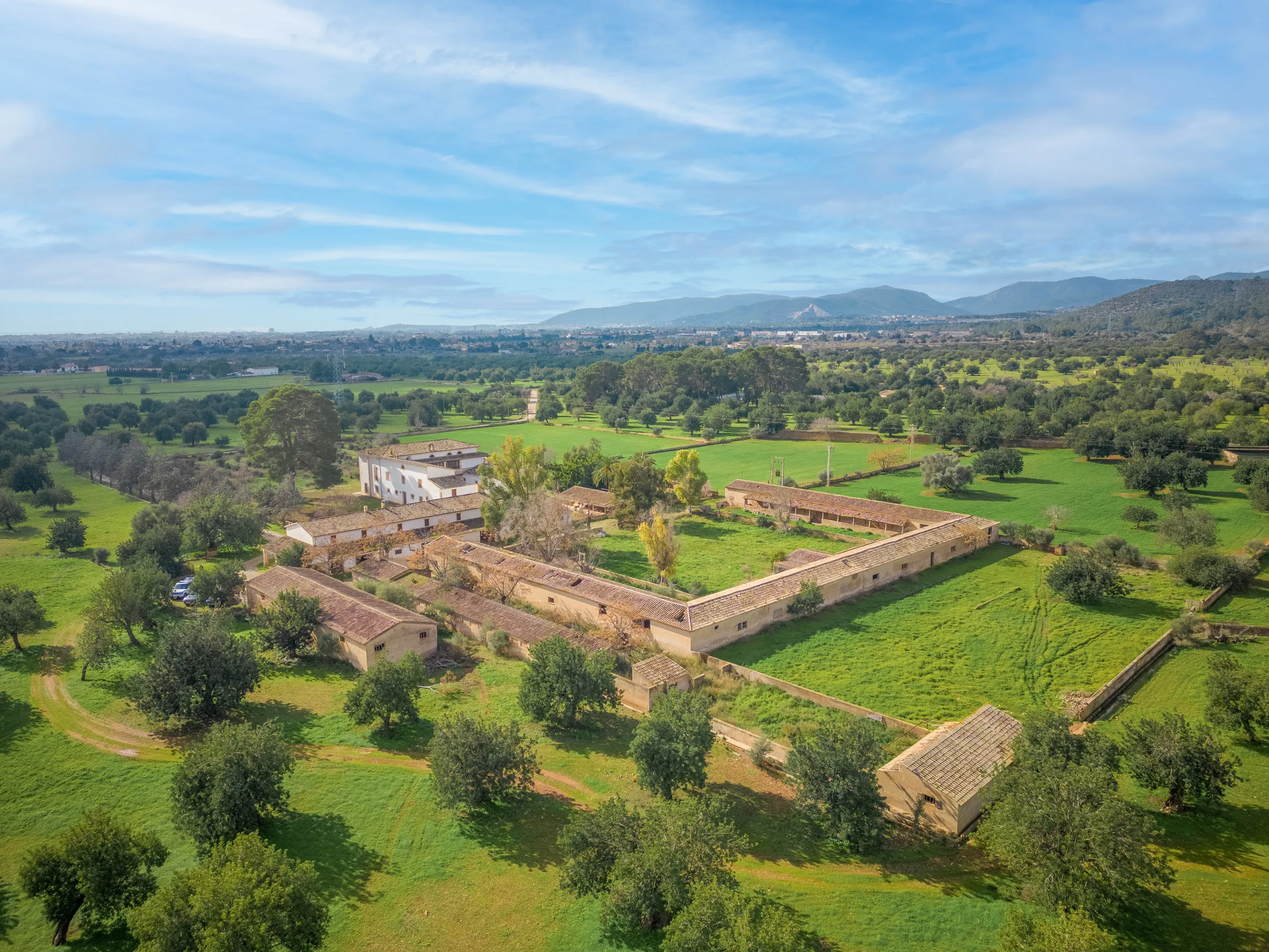 Posiadłość wiejska z XVIII wieku-1