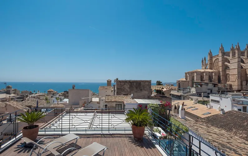 Palau únic a Calatrava