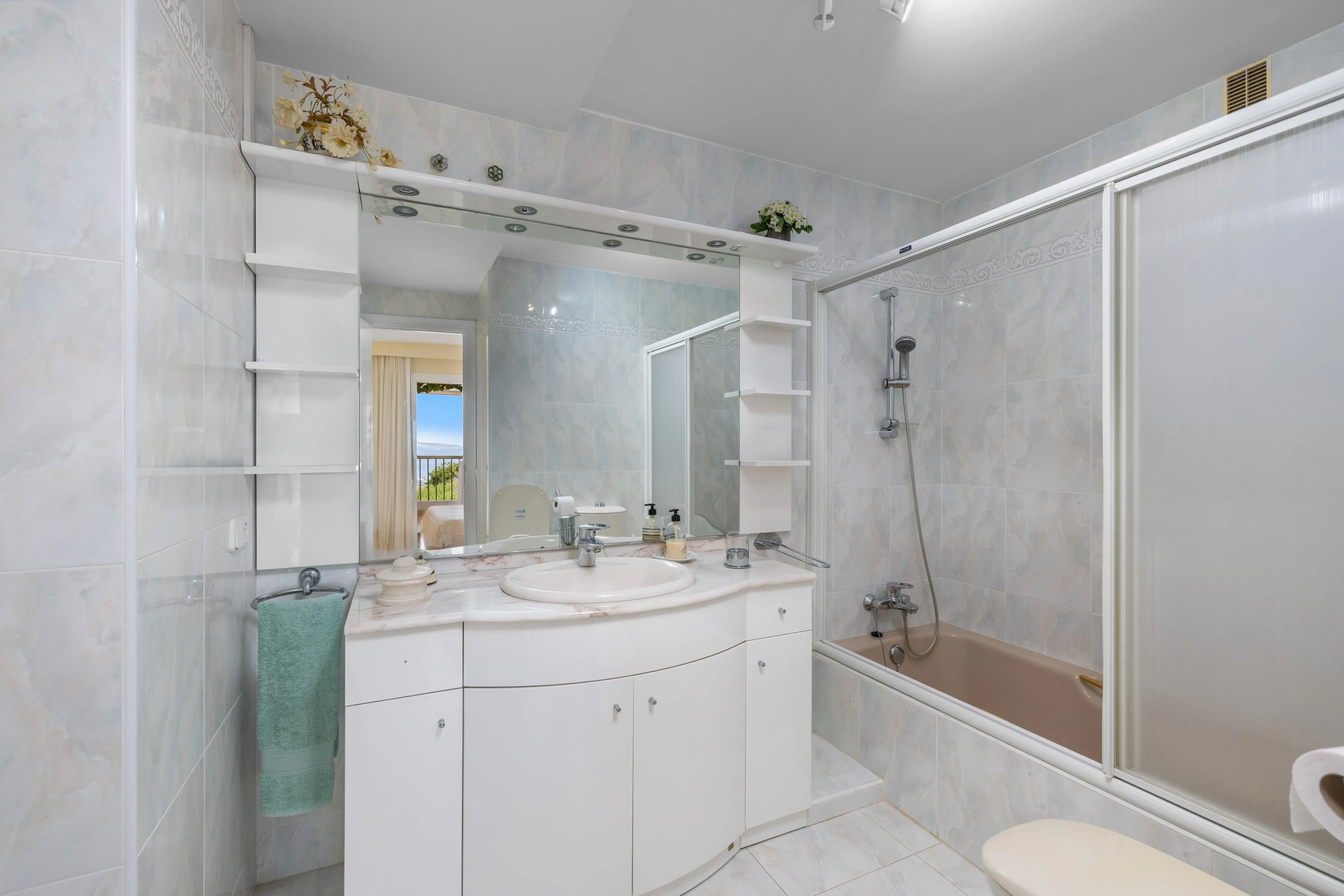 Sea view apartment in Portals-12