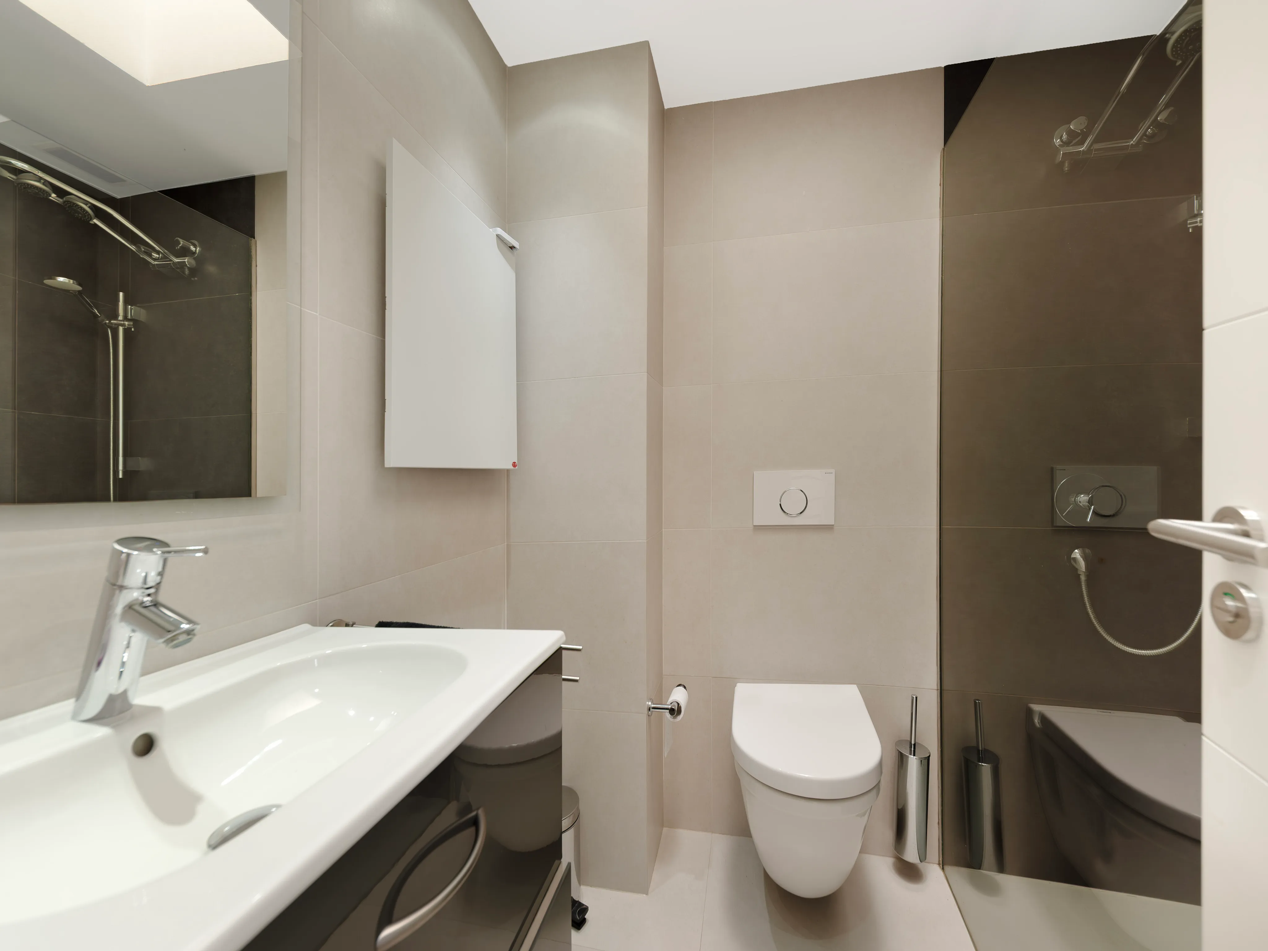 Charming refurbished townhouse in prime Bendinat location-12