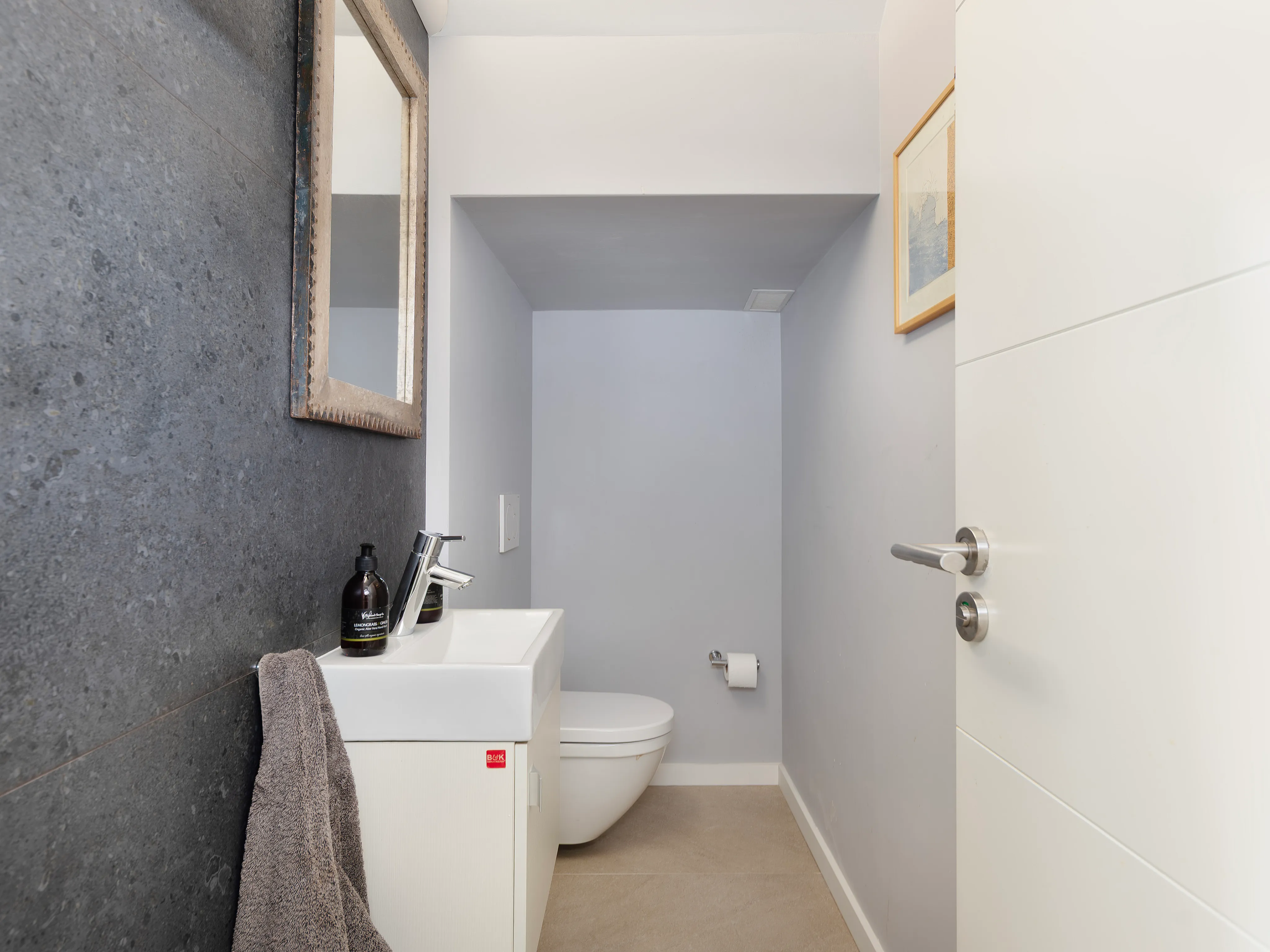 Charming refurbished townhouse in prime Bendinat location-9