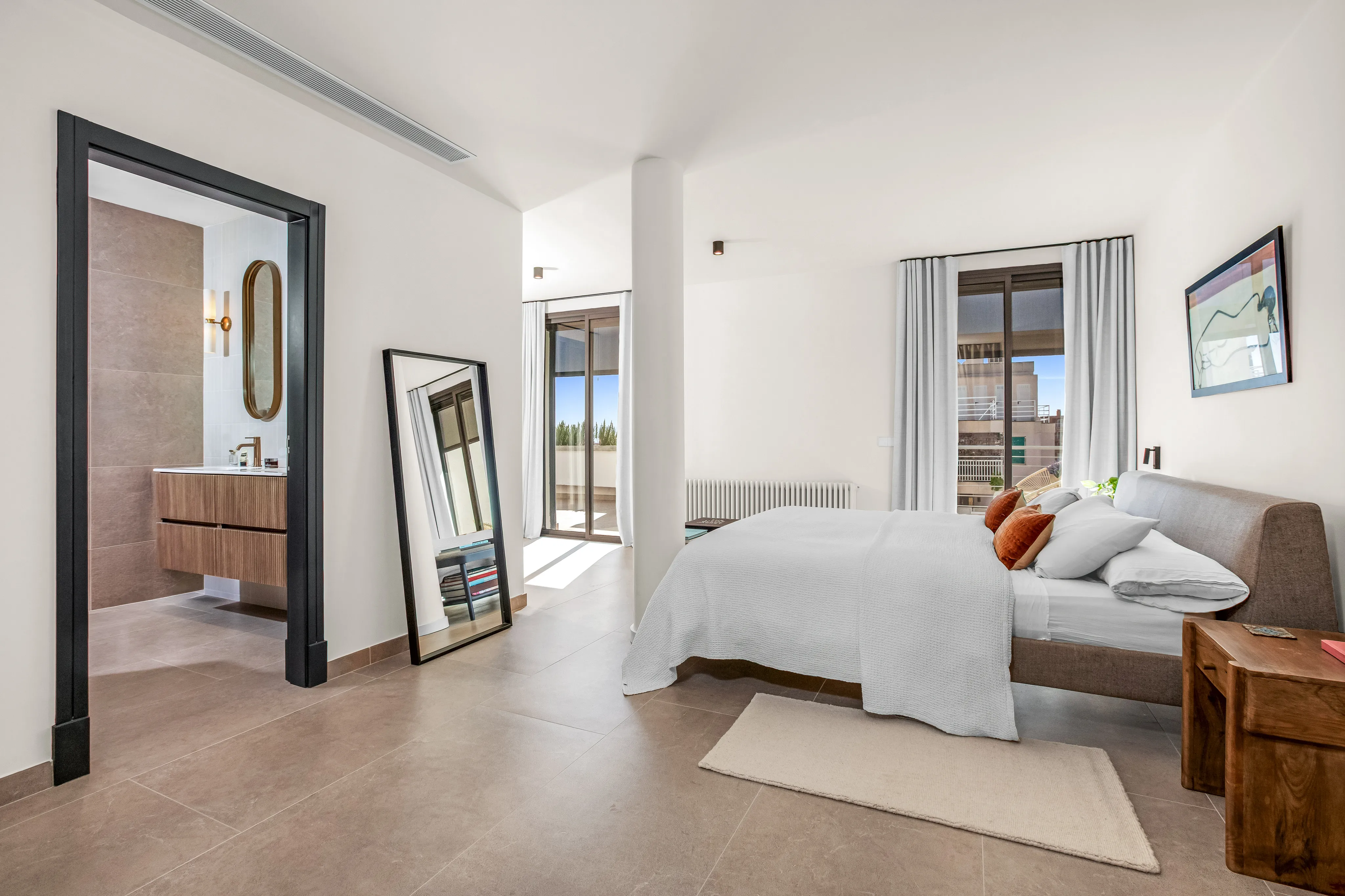 Stylowy dupleks z przestronnymi tarasami i wyjątkową atmosferą-14