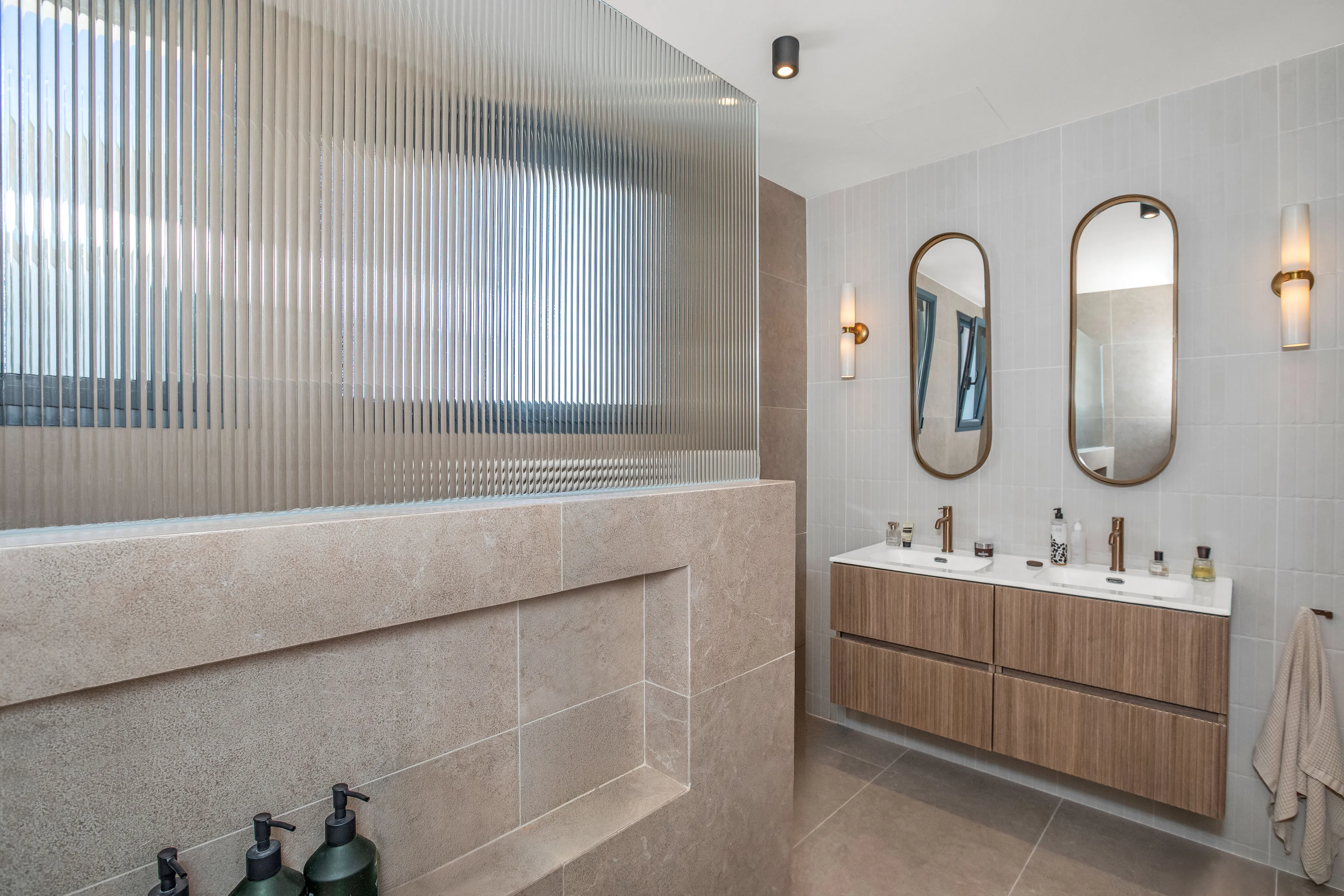 Stylowy dupleks z przestronnymi tarasami i wyjątkową atmosferą-15