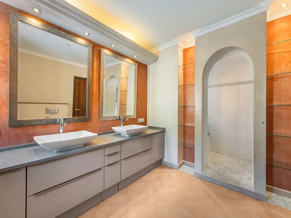 Spacious finca with far-reaching views to the sea-9