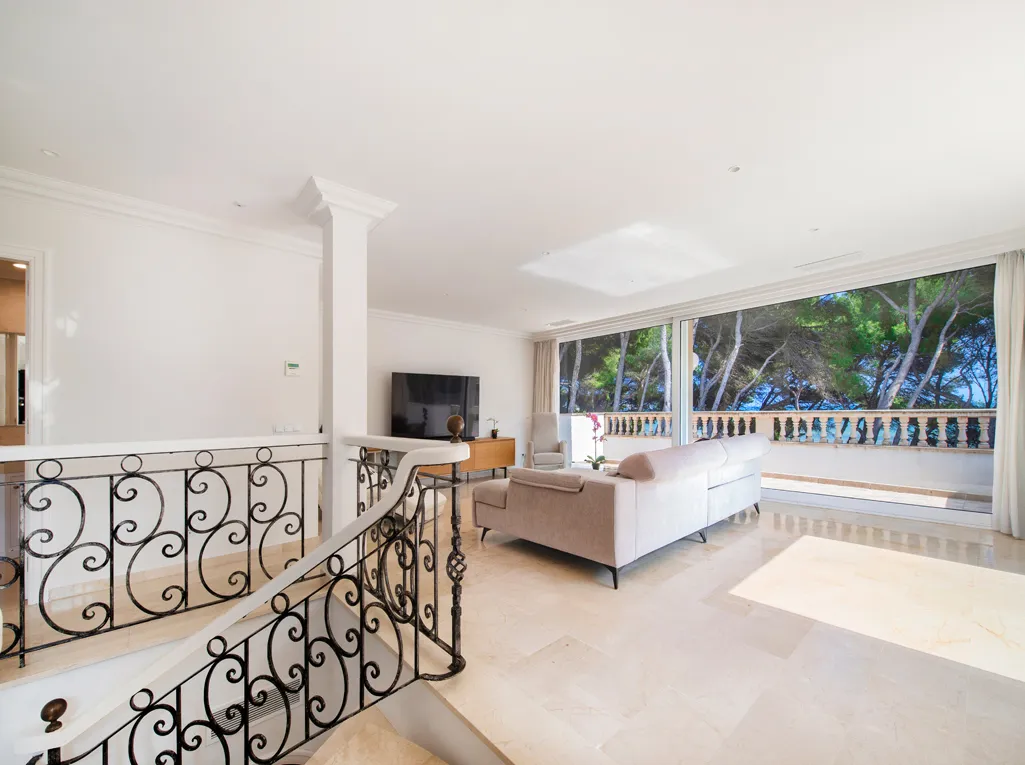 Fabulosa villa frente al mar-7