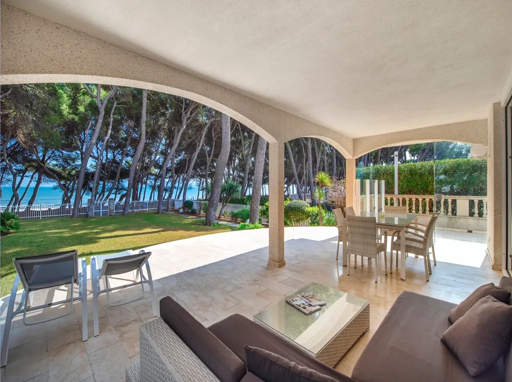 Fabulosa villa frente al mar-1