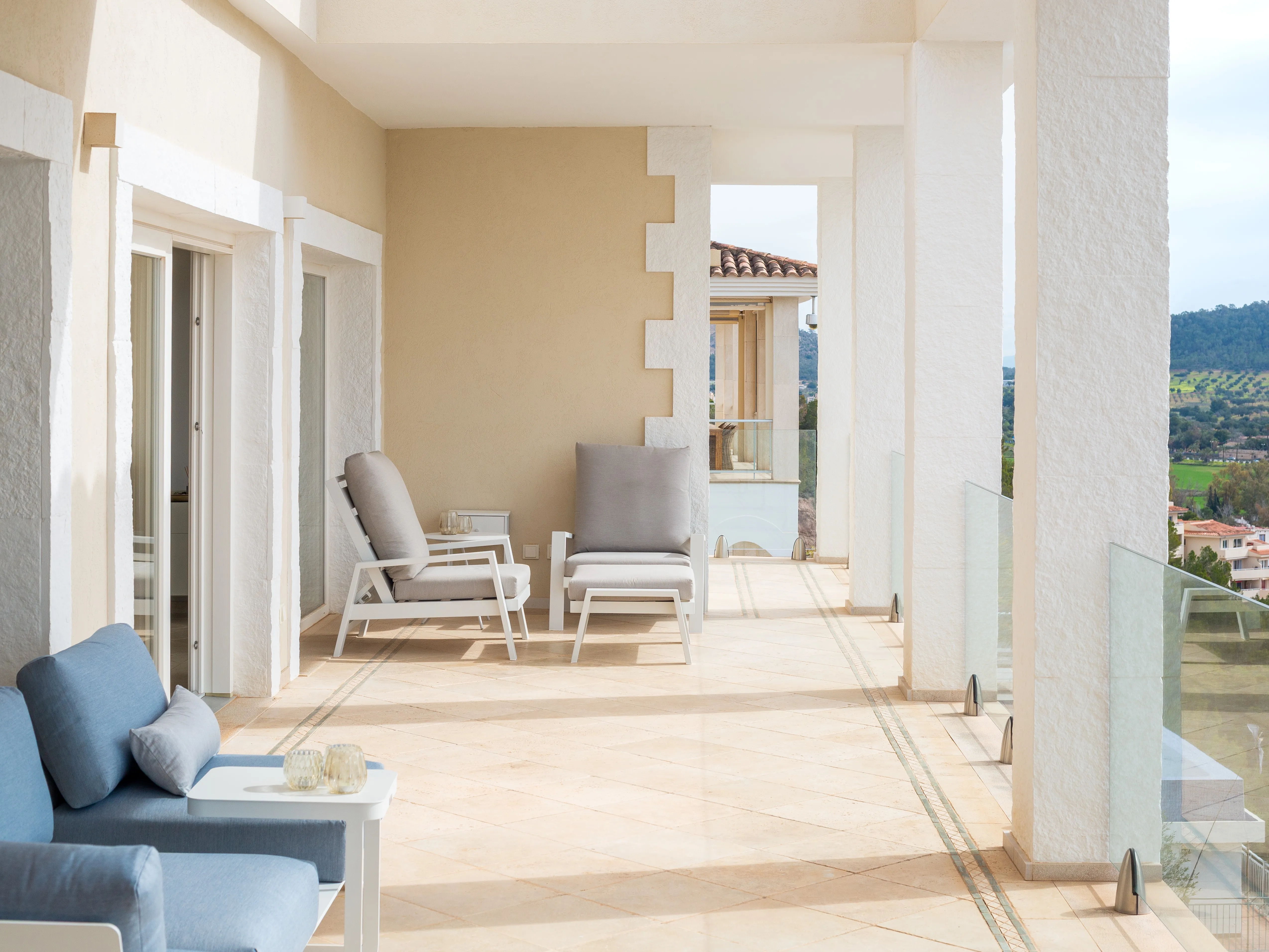 Elegante villa con fantásticas vistas al mar-13