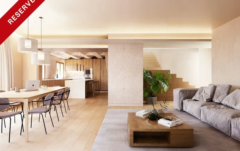 Exceptional penthouse with terraces in a renovated manor house