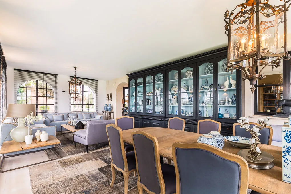 Luksusfinca med vidunderlig udsigt i Pina-9