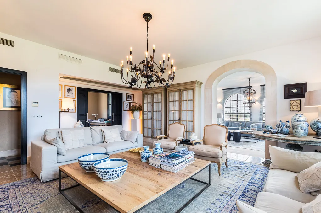 Luksusfinca med vidunderlig udsigt i Pina-5