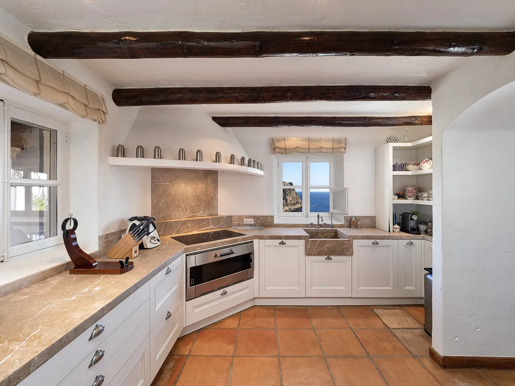 Villa op toplocatie met gastenverblijf en privacy-5