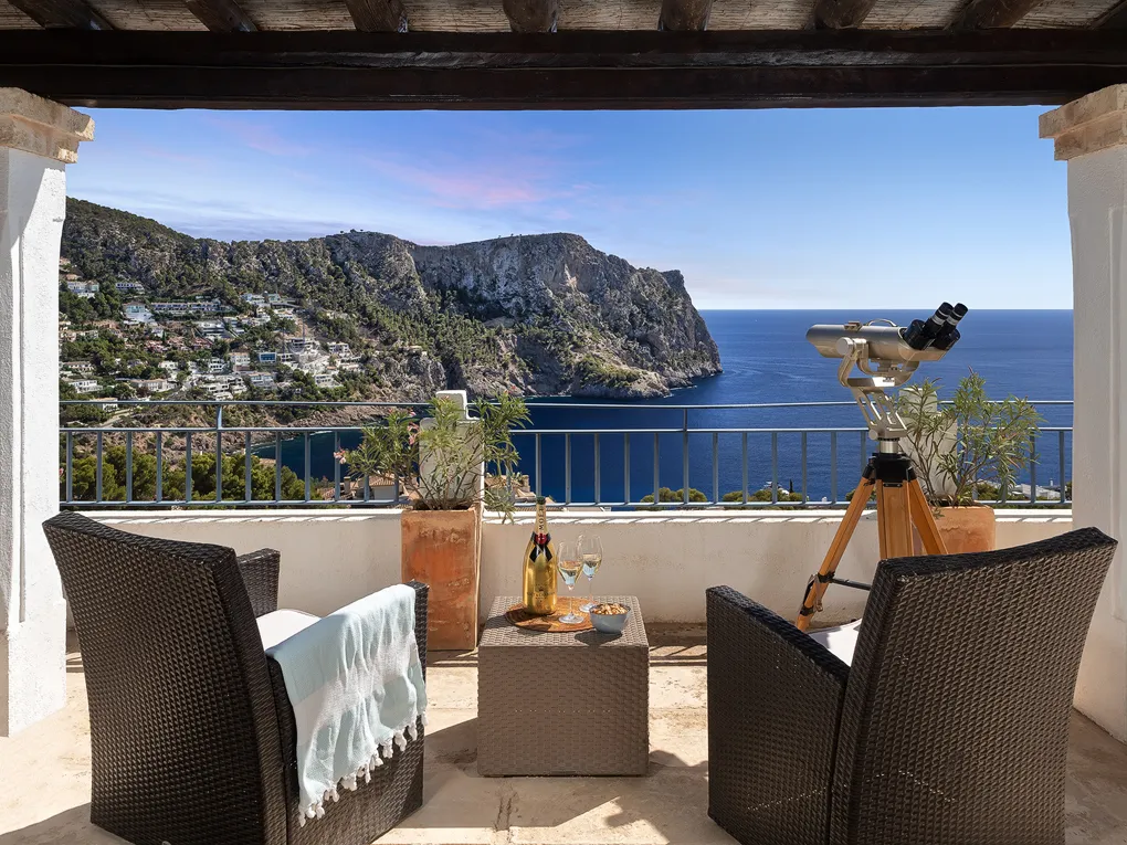 Villa op toplocatie met gastenverblijf en privacy-3