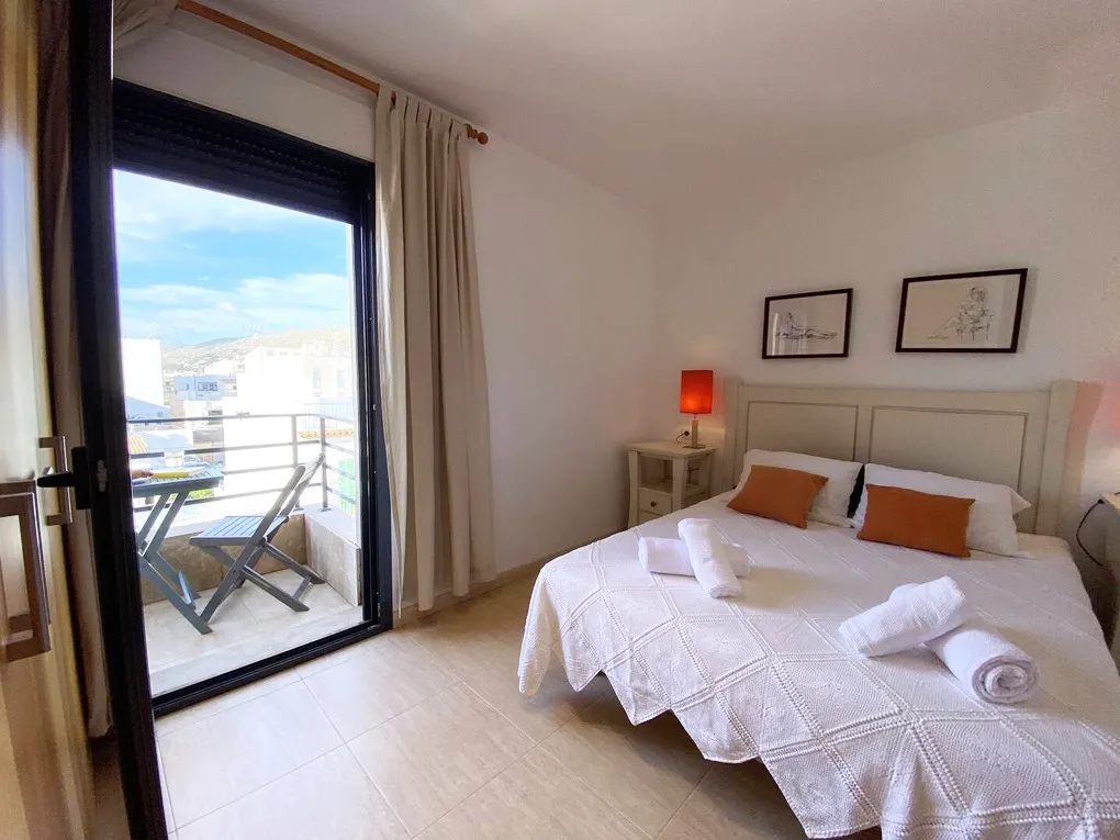 Centraal gelegen, goed uitgerust en comfortabel appartement-9