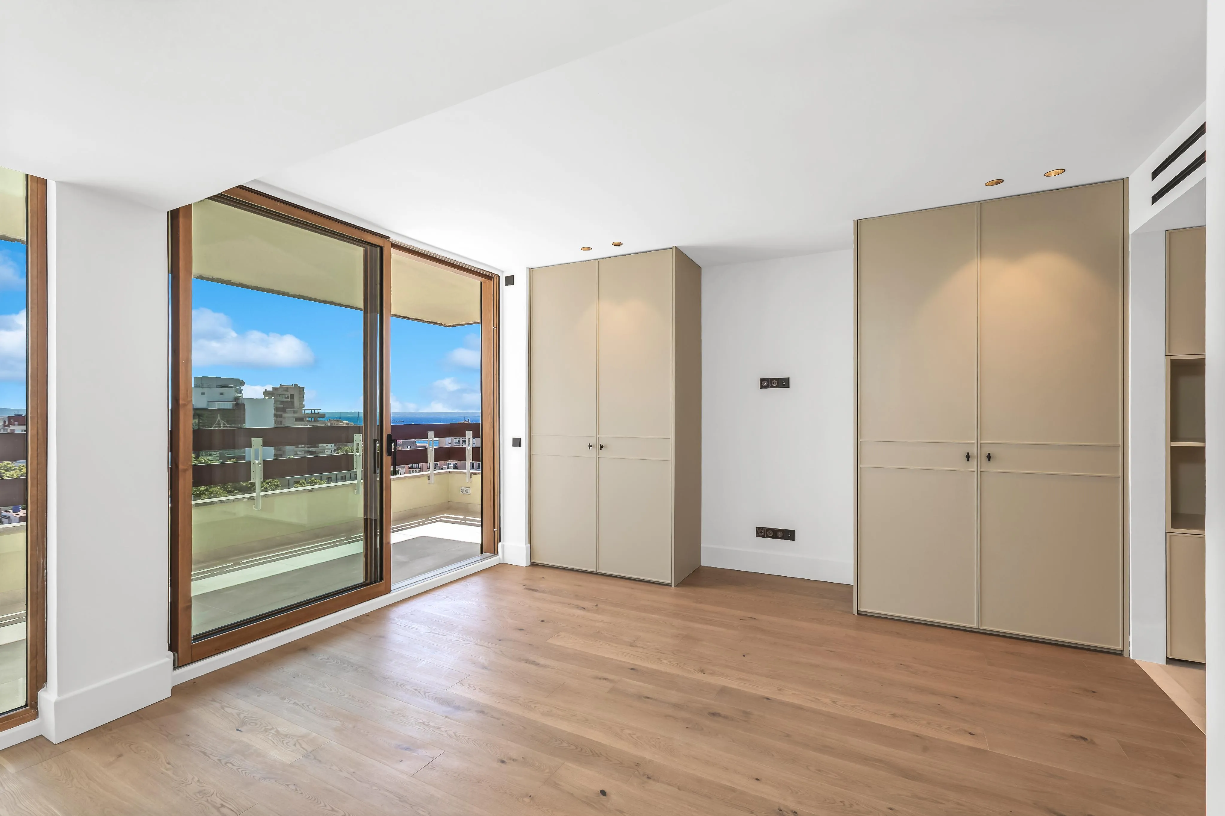 Luxueus, gerenoveerd penthouse in Son Armadams met panoramisch uitzicht-10