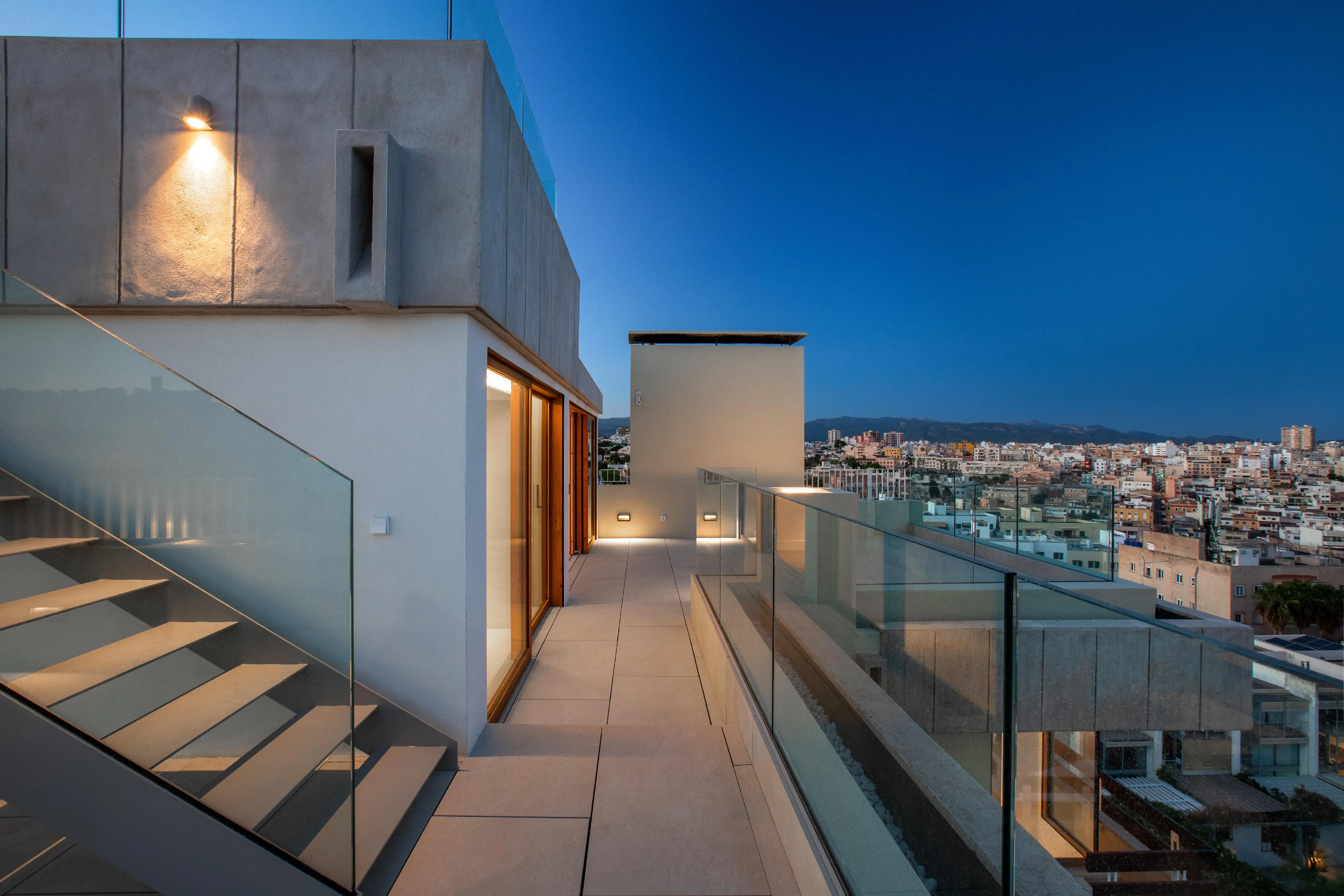 Luxueus, gerenoveerd penthouse in Son Armadams met panoramisch uitzicht-25