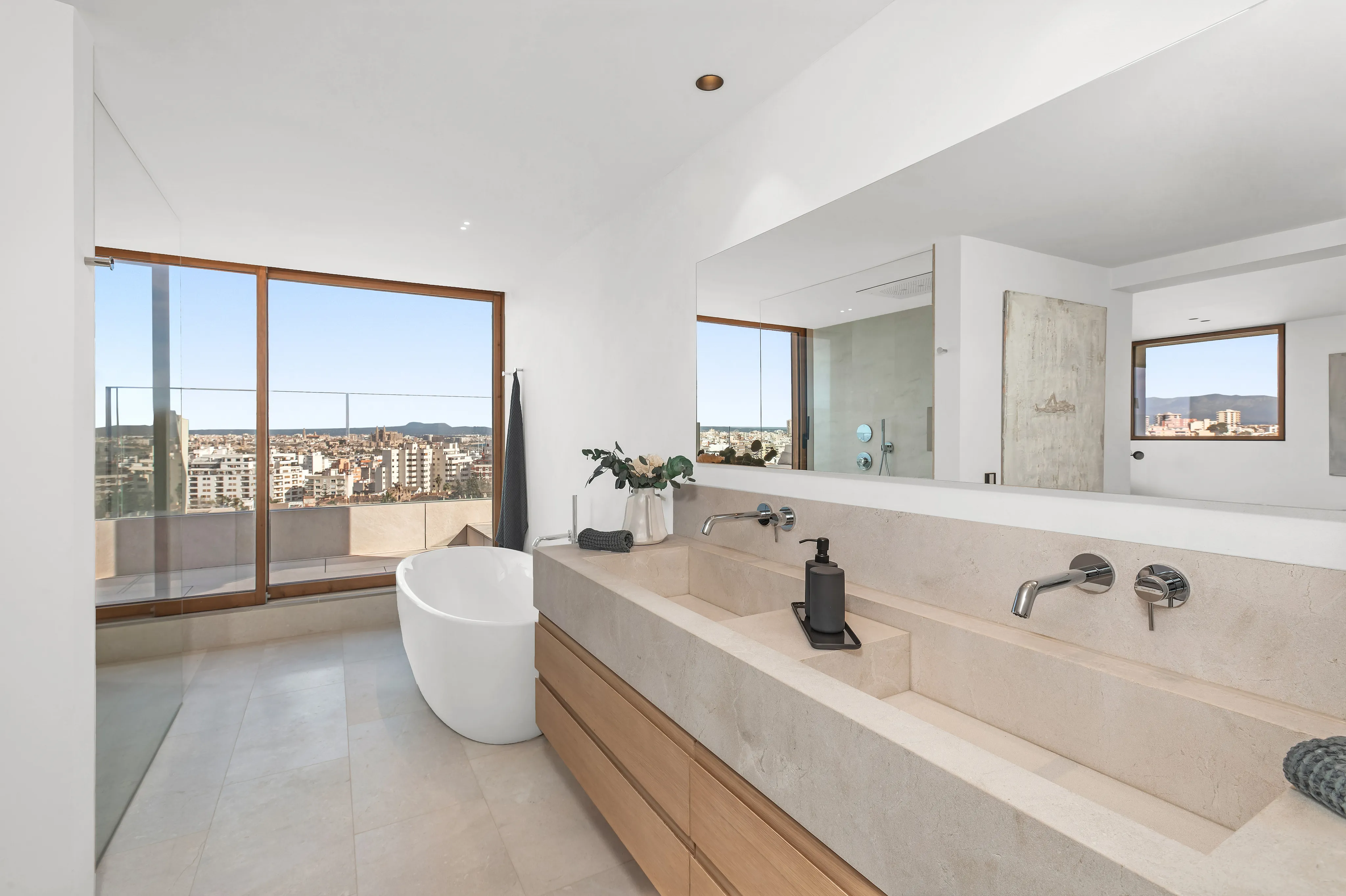 Luxury Refurbished Penthouse in Son Armadams with Panoramic Views-15