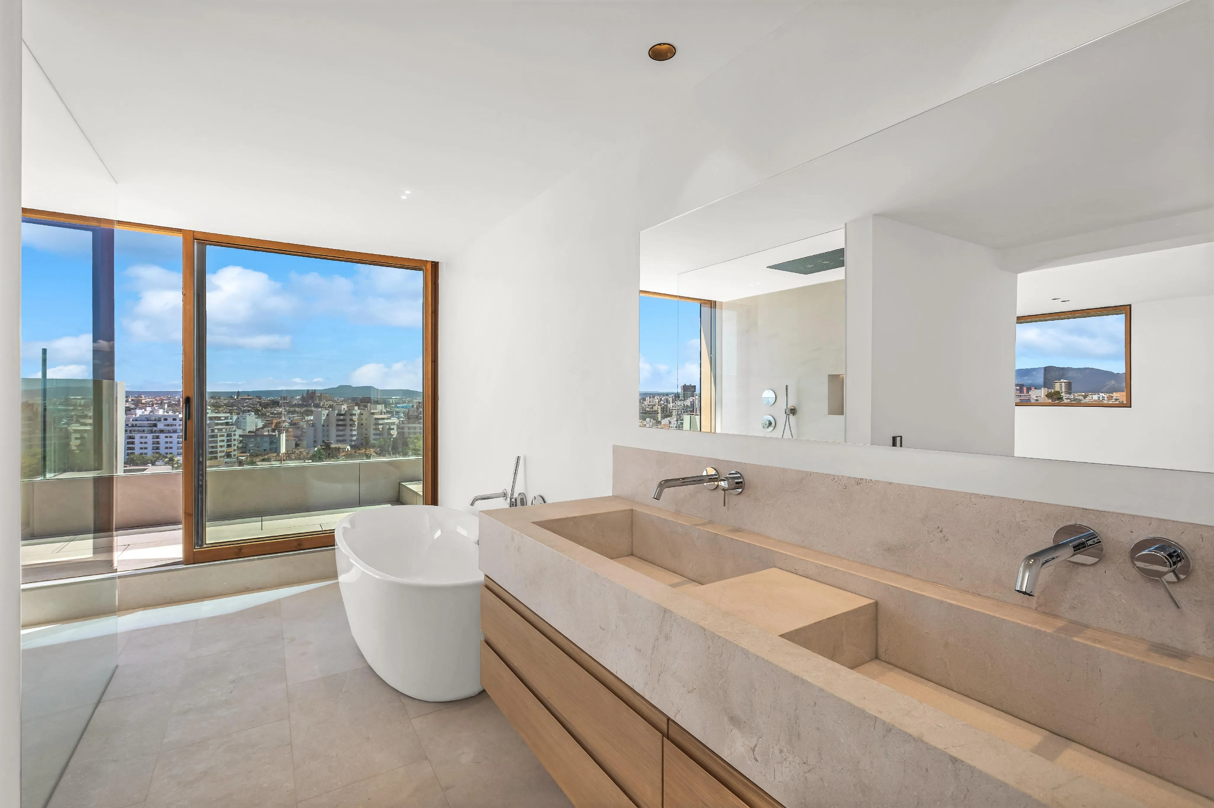 Luxueus, gerenoveerd penthouse in Son Armadams met panoramisch uitzicht-14