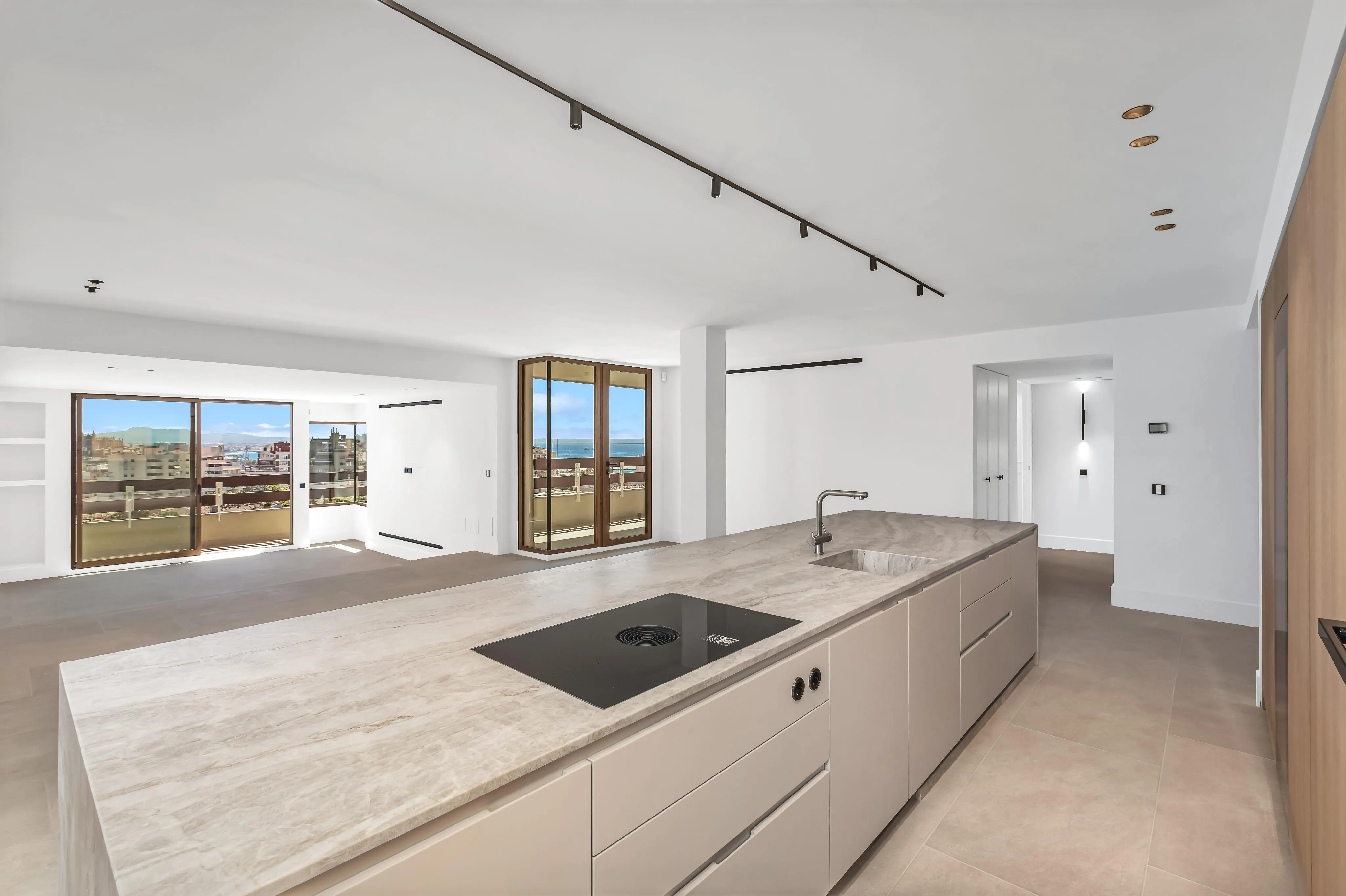 Luxueus, gerenoveerd penthouse in Son Armadams met panoramisch uitzicht-7