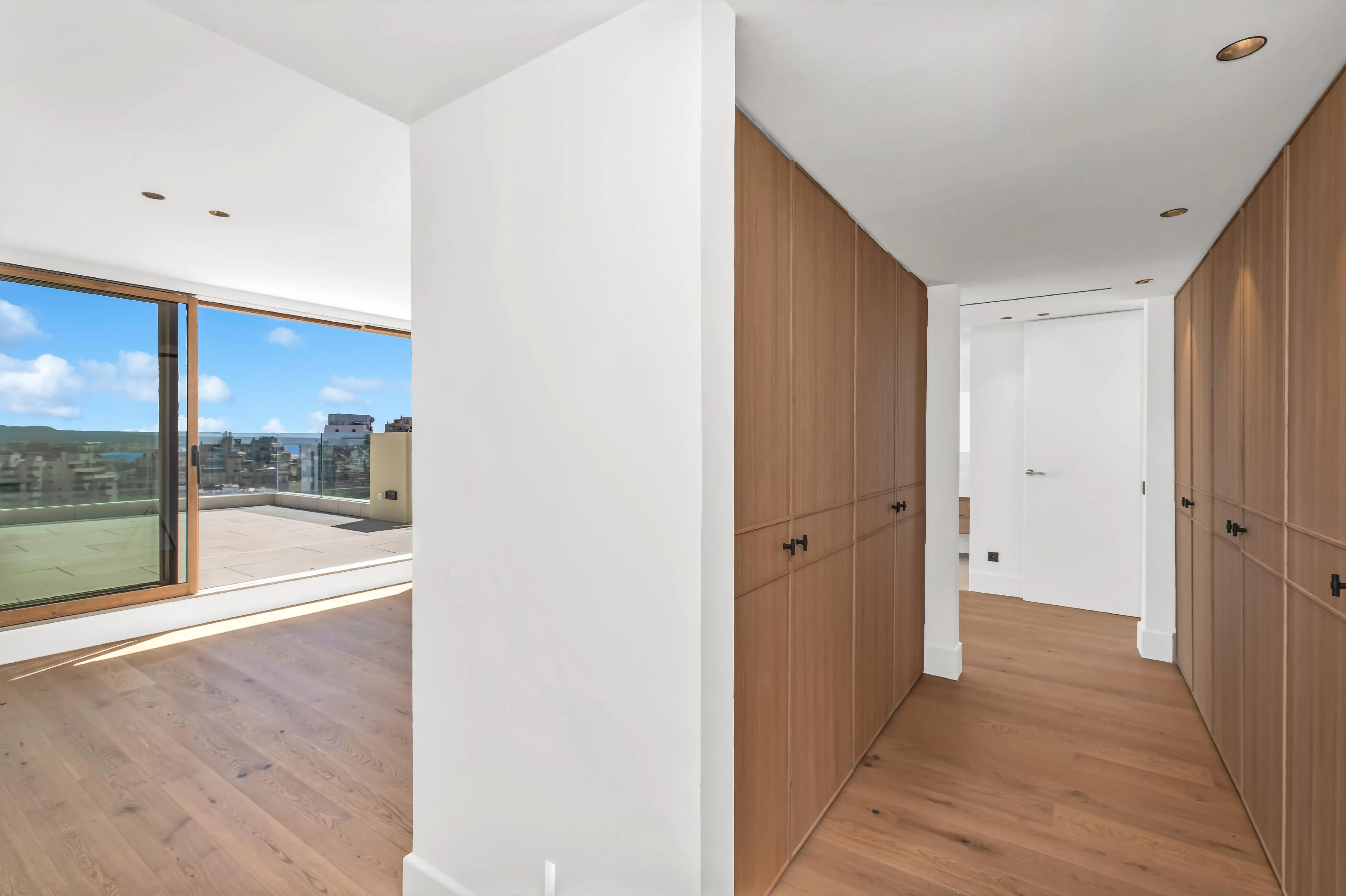 Luxueus, gerenoveerd penthouse in Son Armadams met panoramisch uitzicht-13