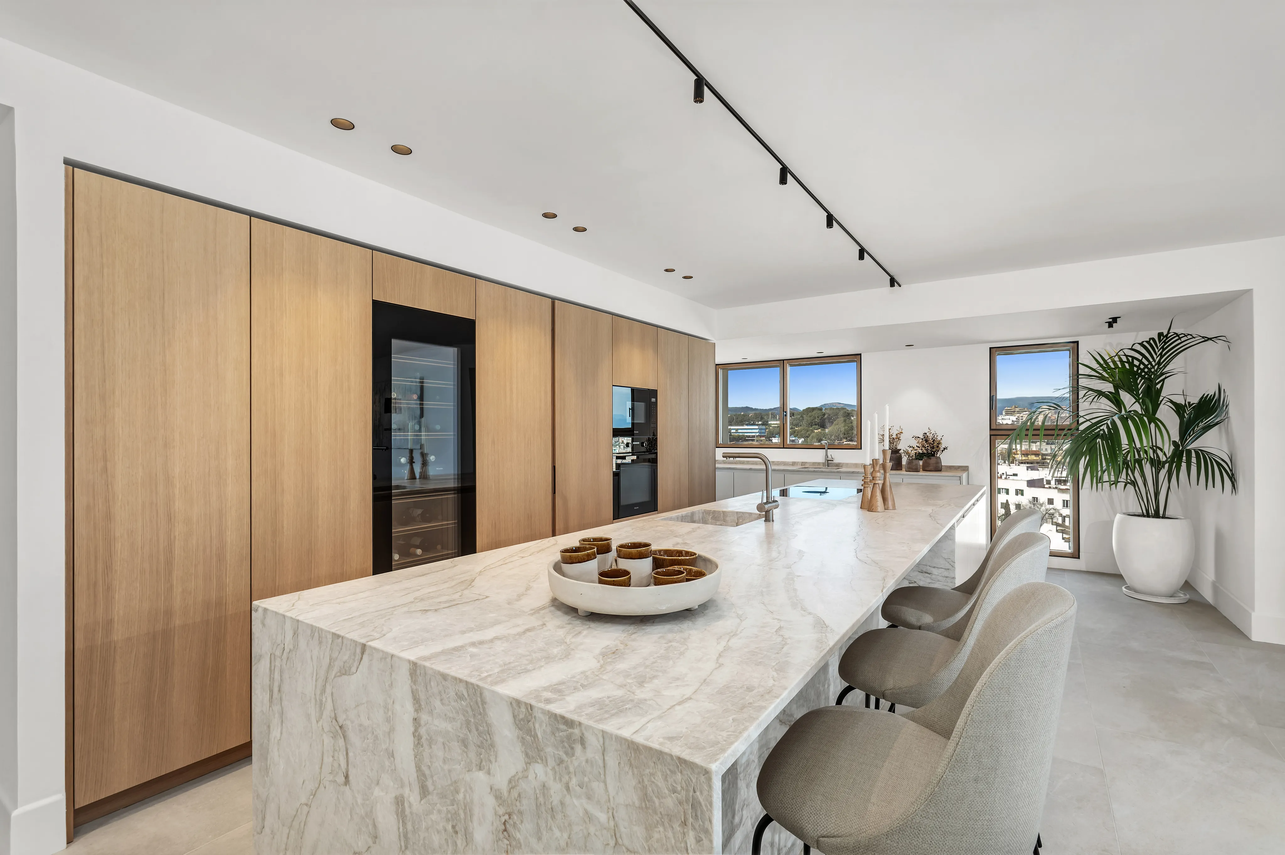 Luxury Refurbished Penthouse in Son Armadams with Panoramic Views-7