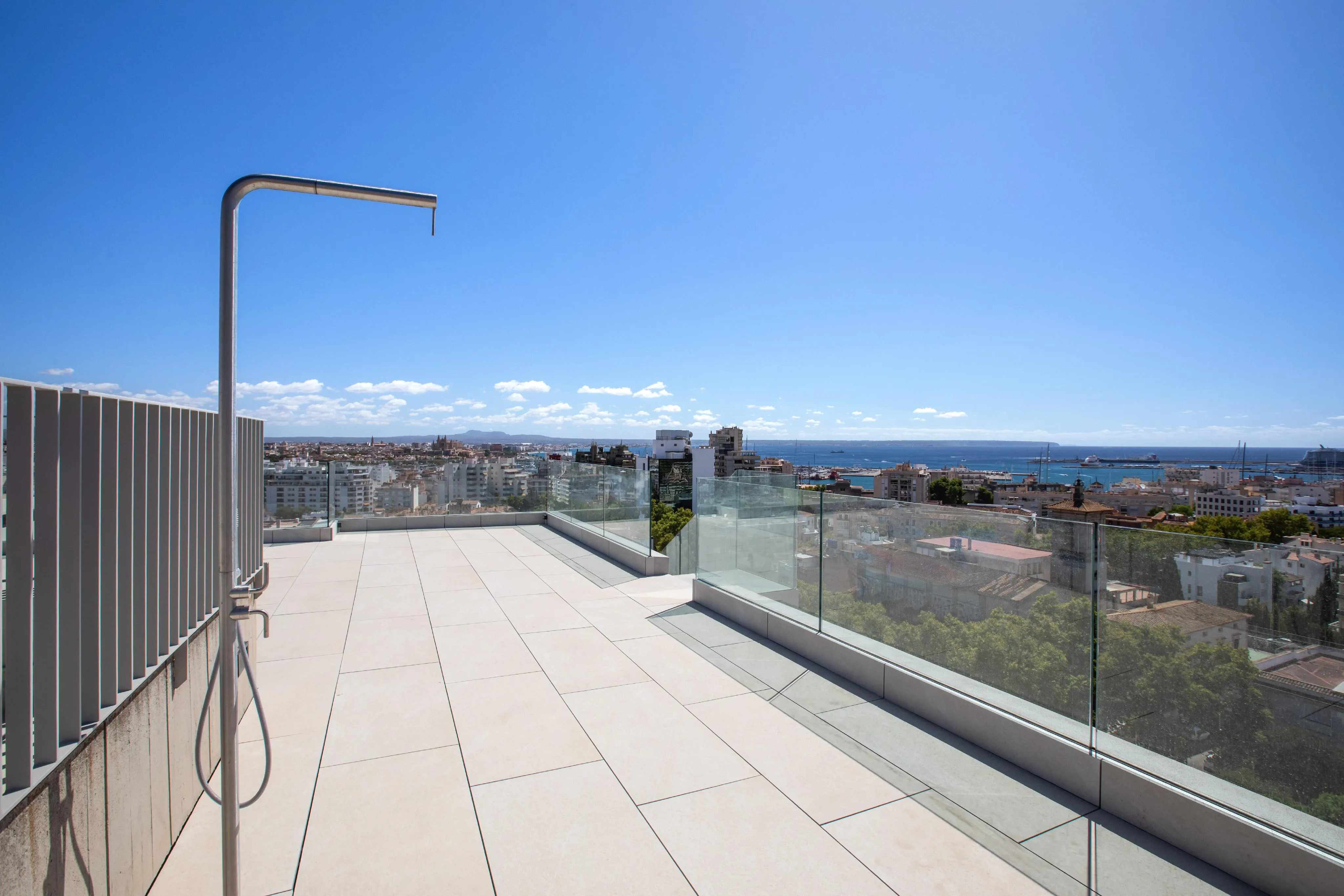 Luxury Refurbished Penthouse in Son Armadams with Panoramic Views-20