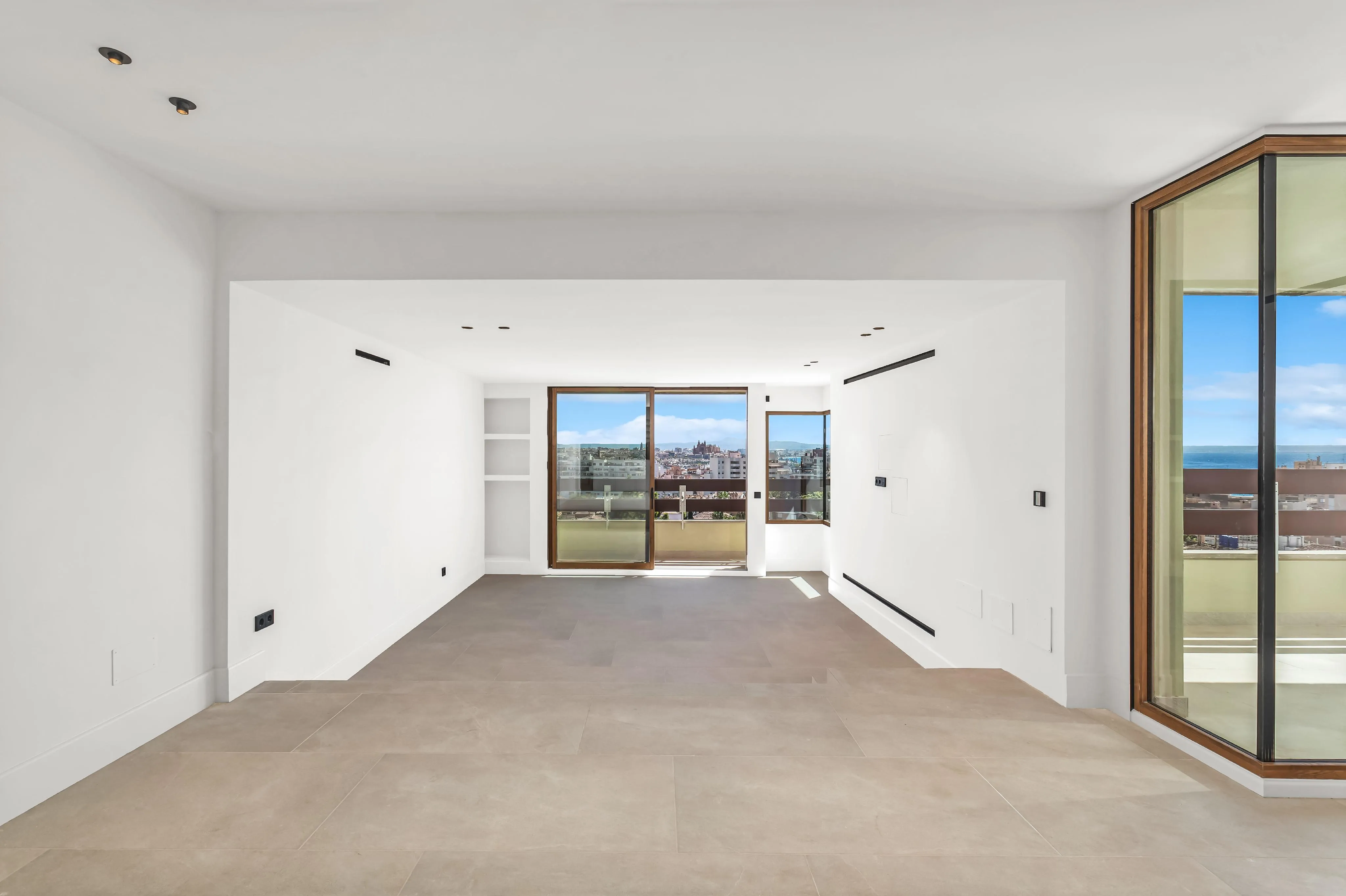 Luxueus, gerenoveerd penthouse in Son Armadams met panoramisch uitzicht-3